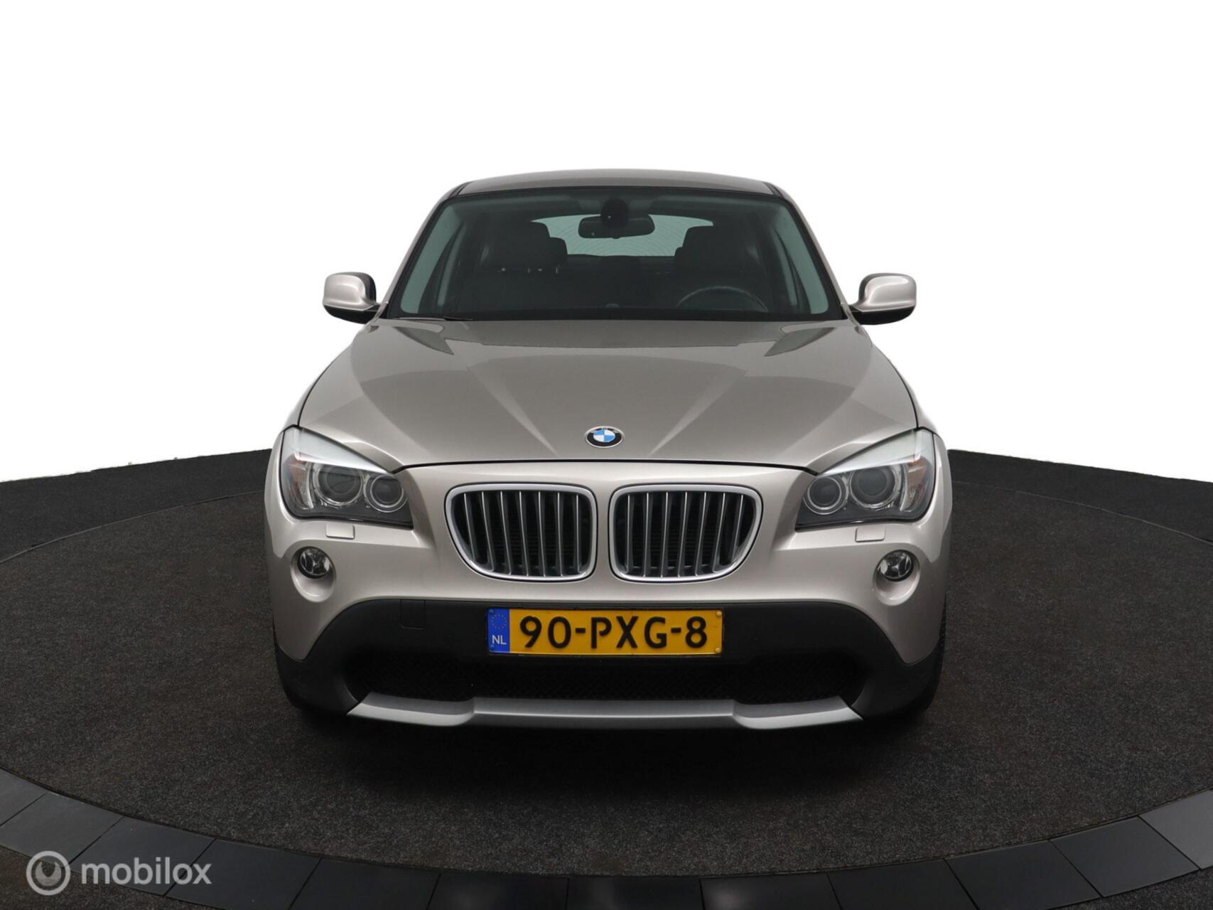 BMW X1 xDrive 28i xDrive28i Executive Airco Cruise Trekhaak Automaat 2011 - voorkant