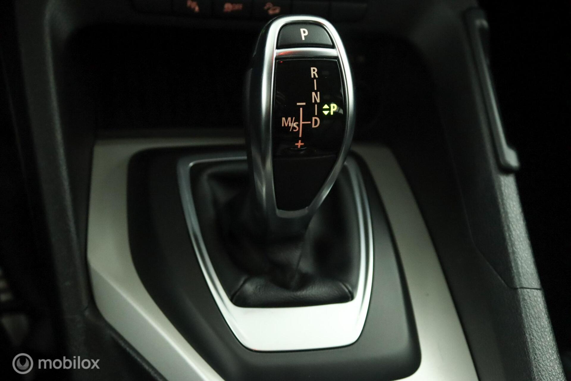 Foto van BMW X1 xDrive 28i