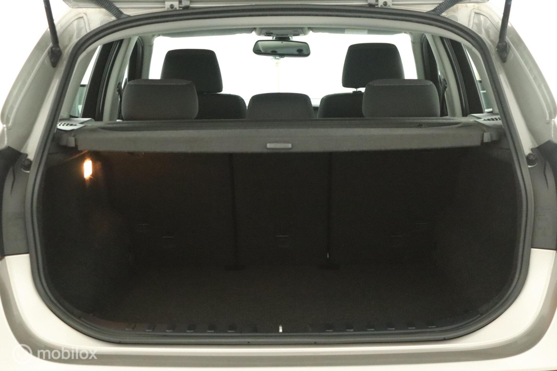 Foto van BMW X1 xDrive 28i