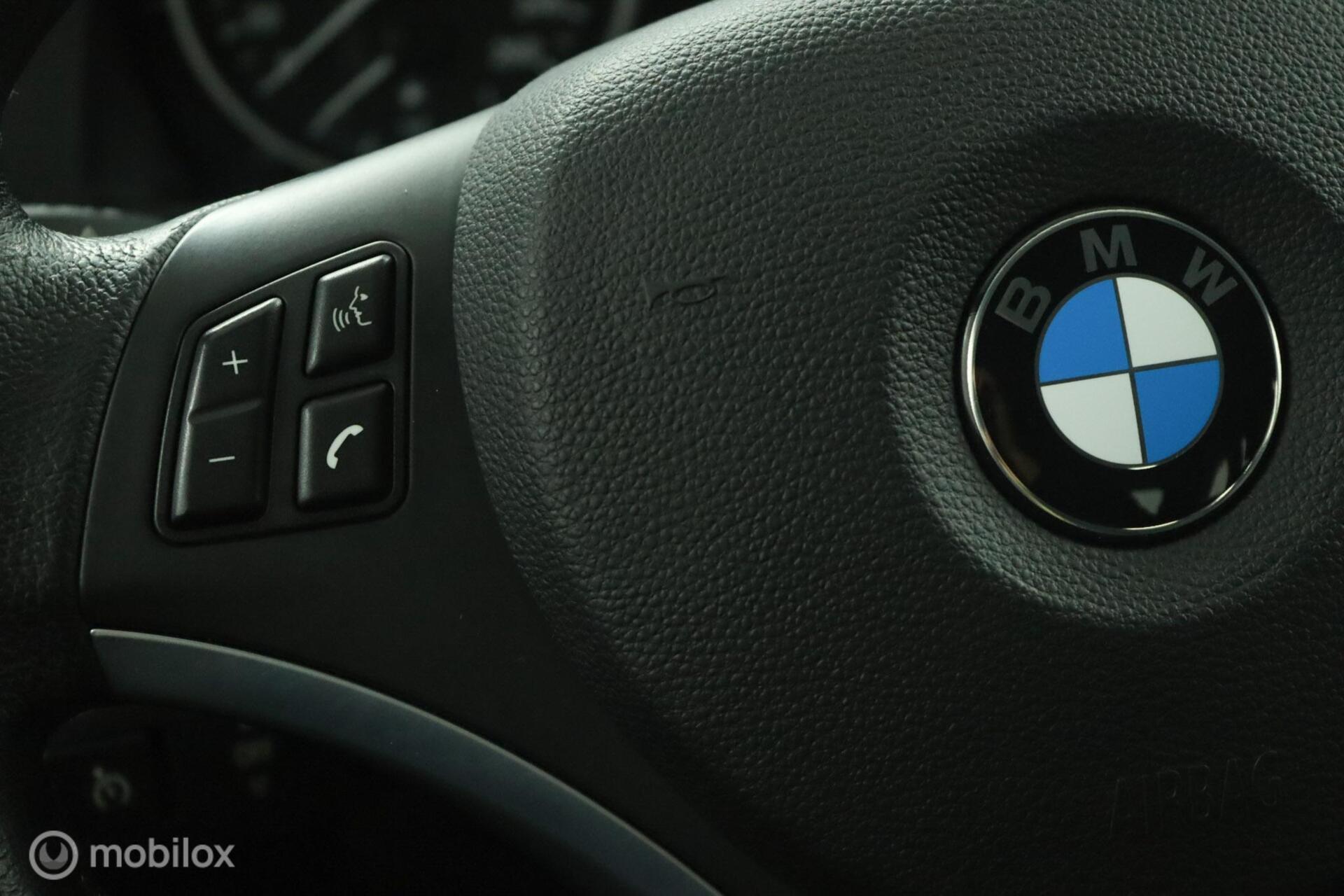 Foto van BMW X1 xDrive 28i