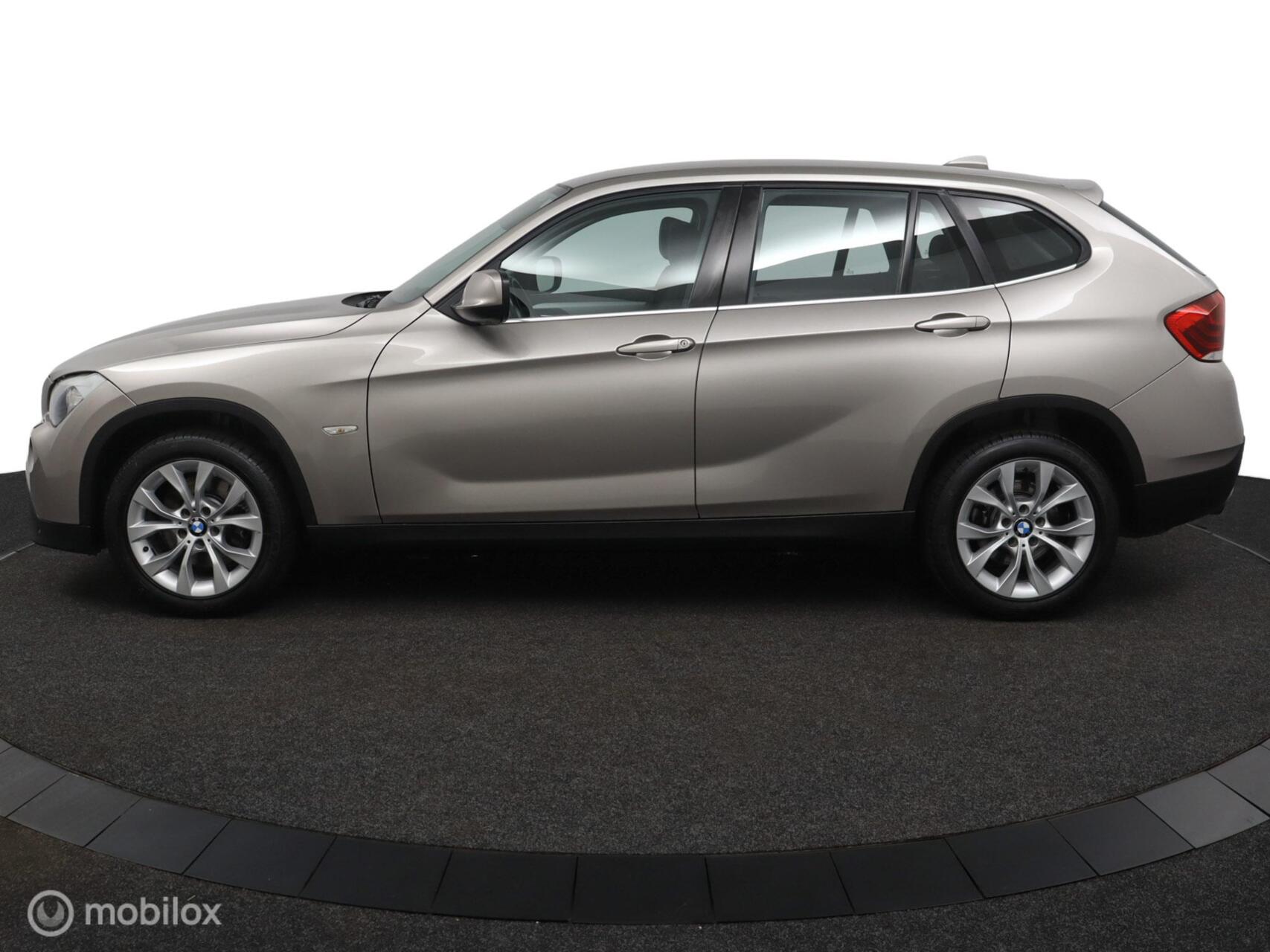 Foto van BMW X1 xDrive 28i