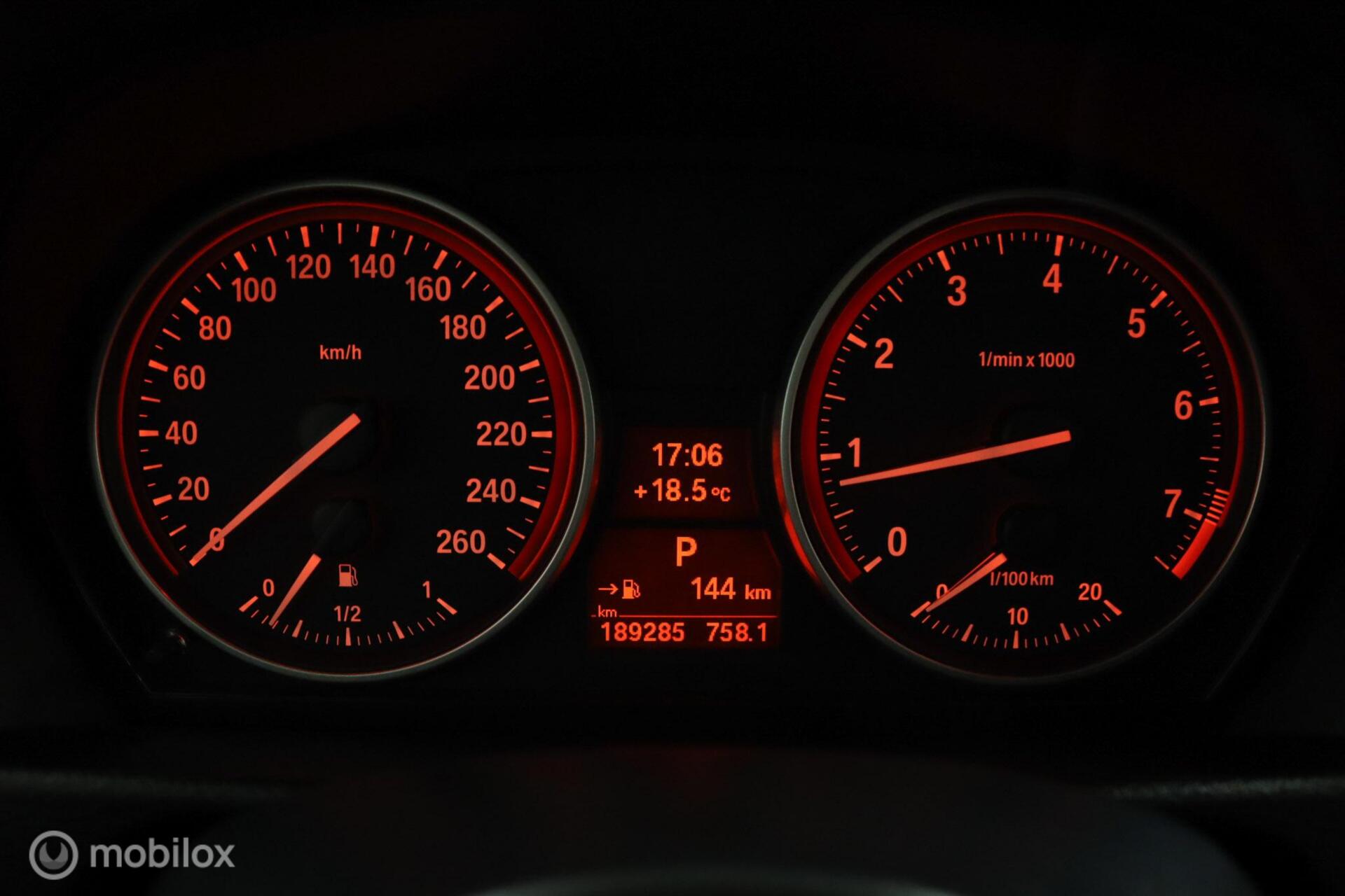 Foto van BMW X1 xDrive 28i