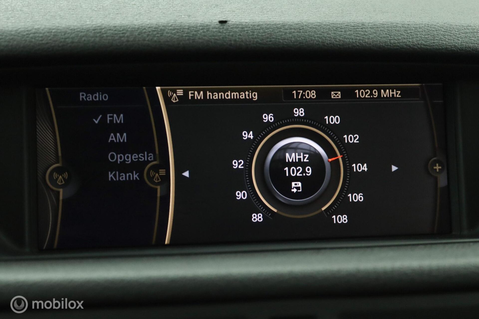 Foto van BMW X1 xDrive 28i