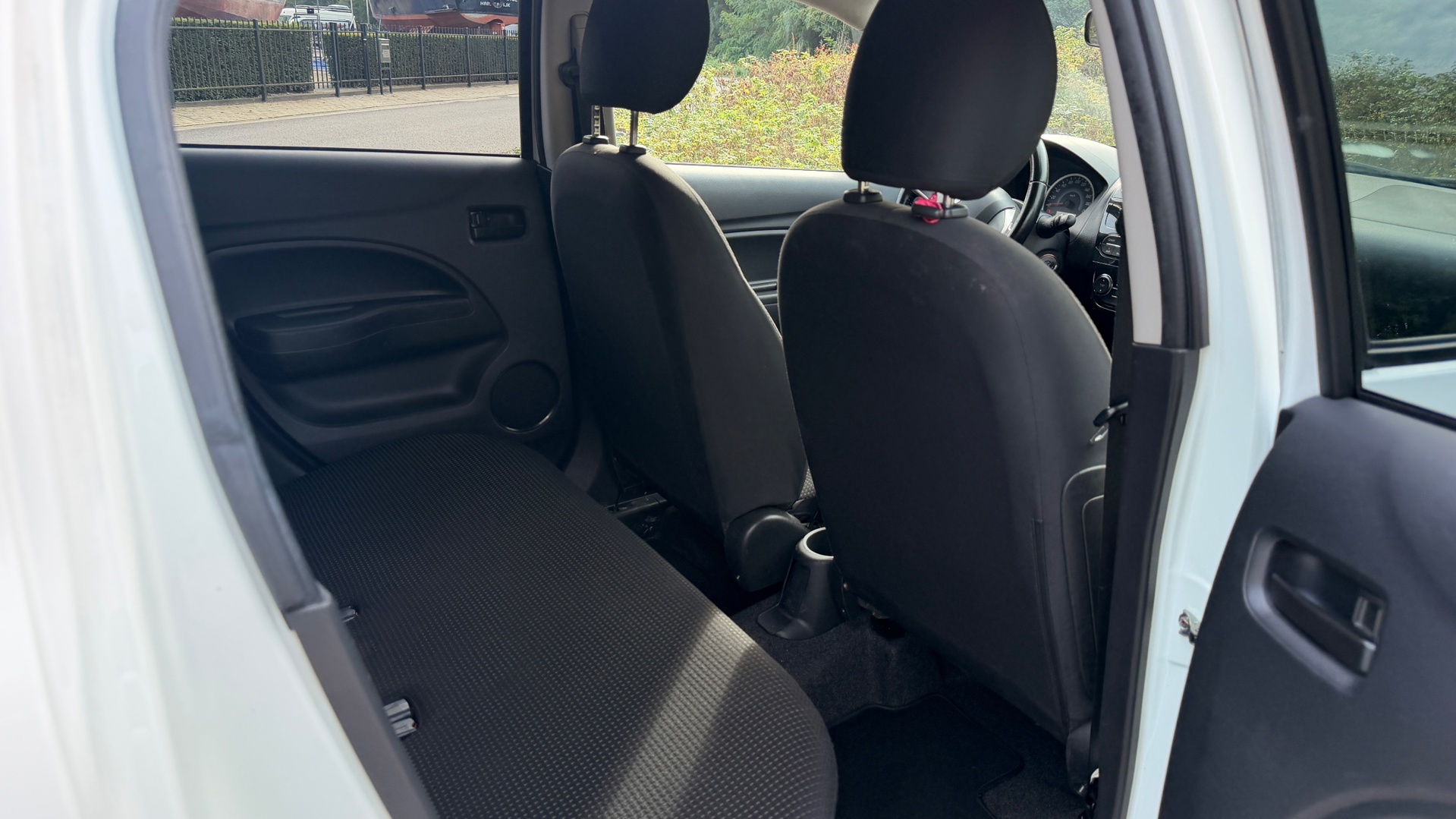 Foto van Mitsubishi Mitsubishi Space Star