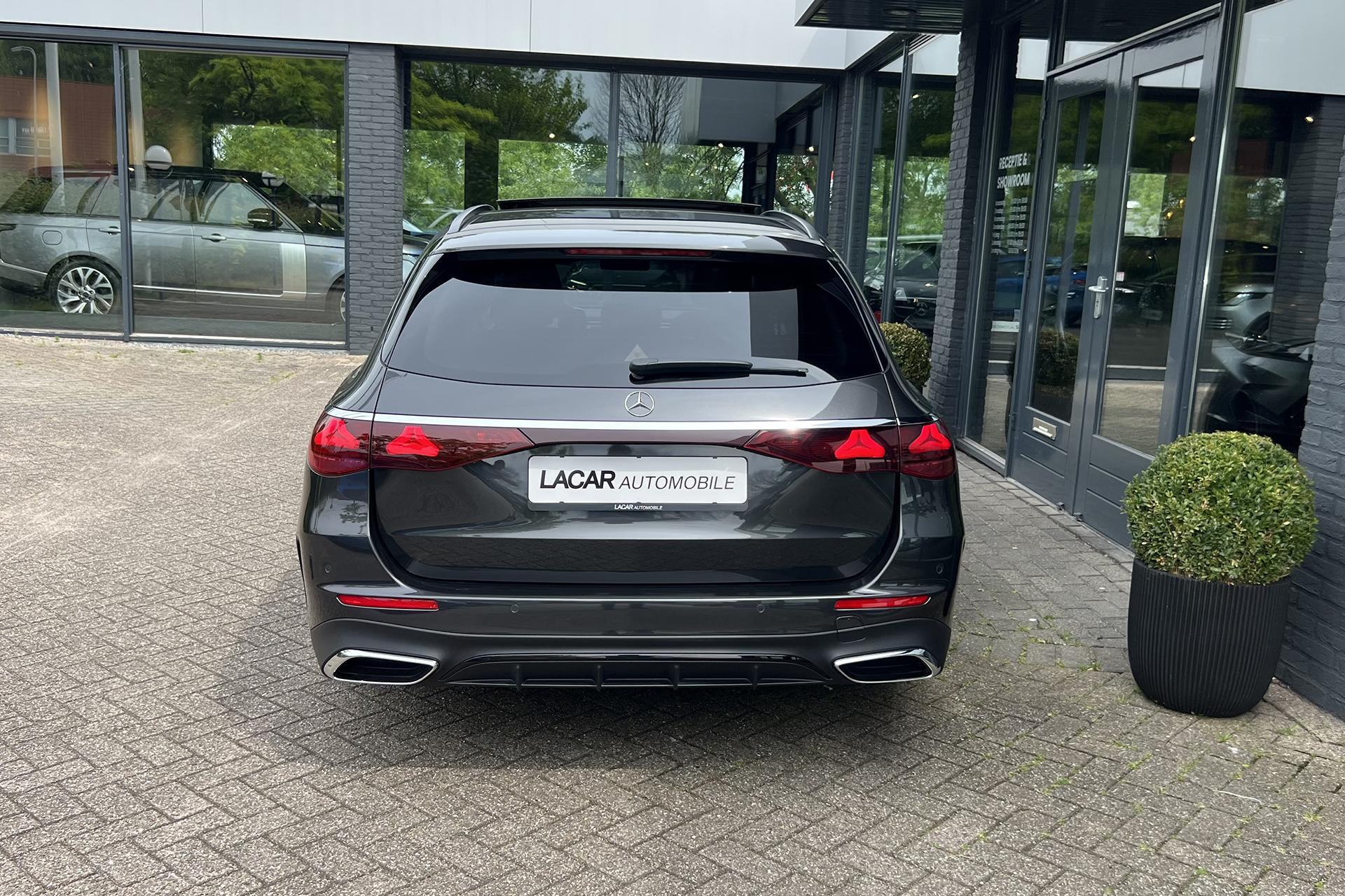 Foto van Mercedes-Benz E-klasse Estate