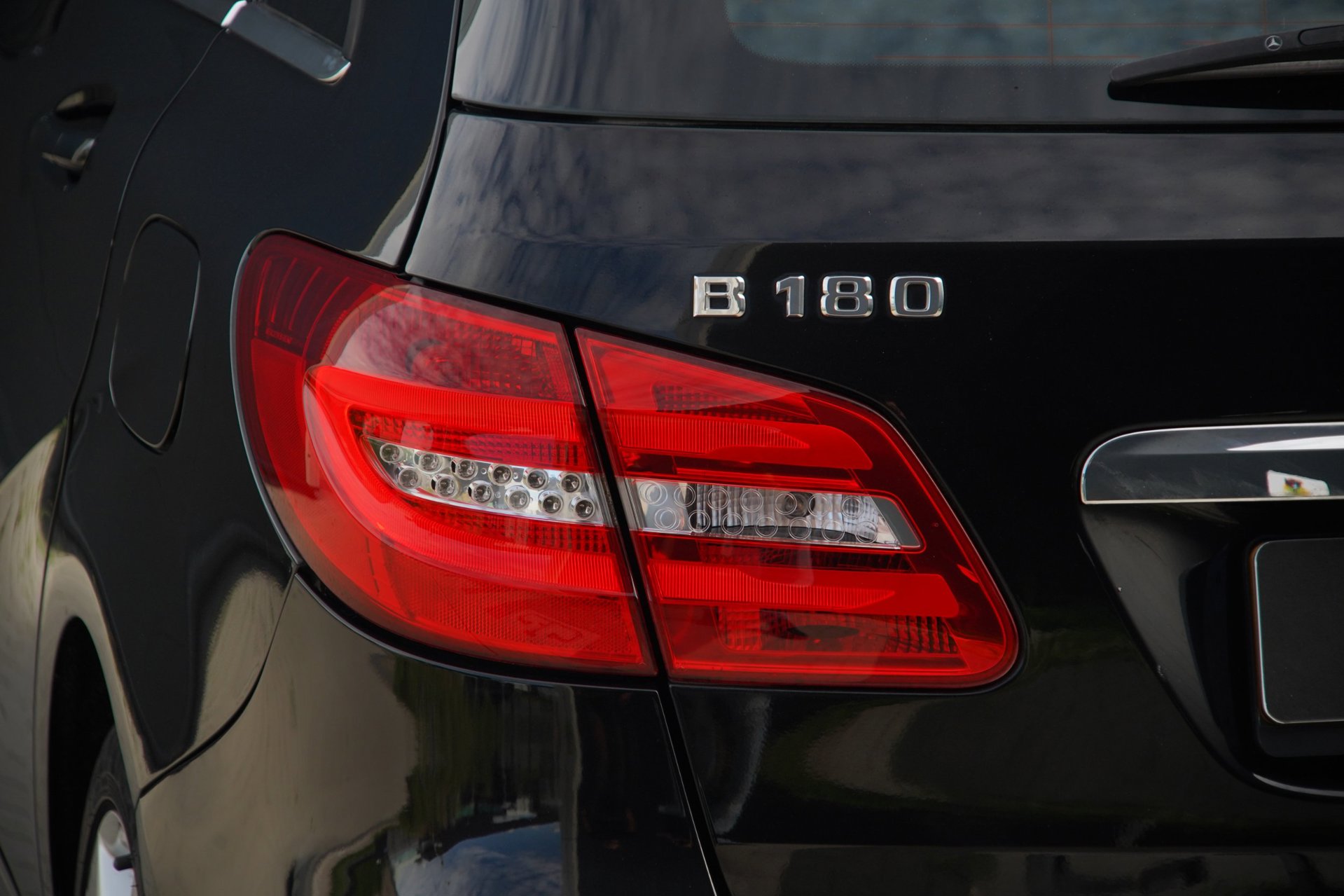 Foto van Mercedes-Benz B 180