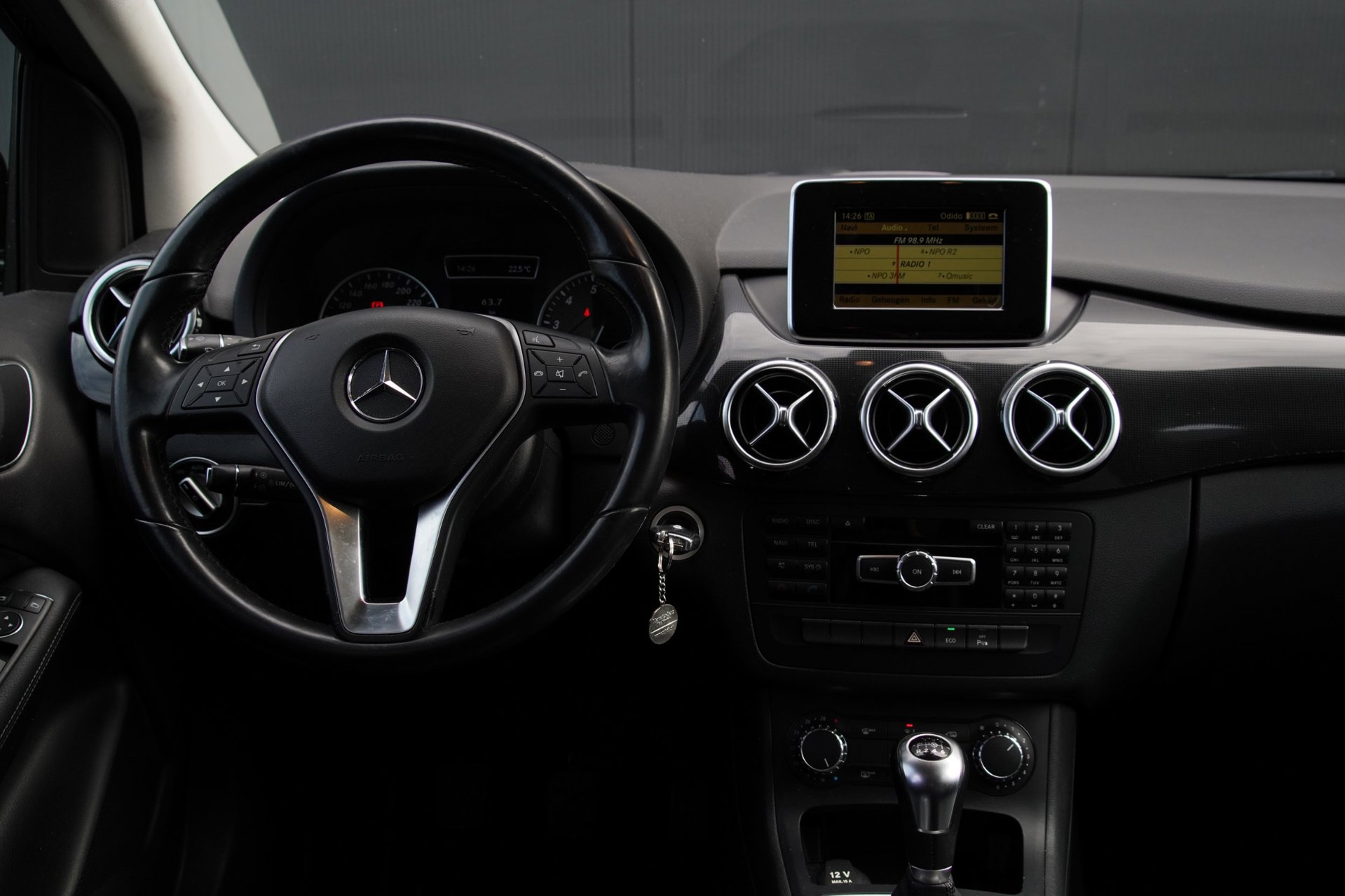 Foto van Mercedes-Benz B 180