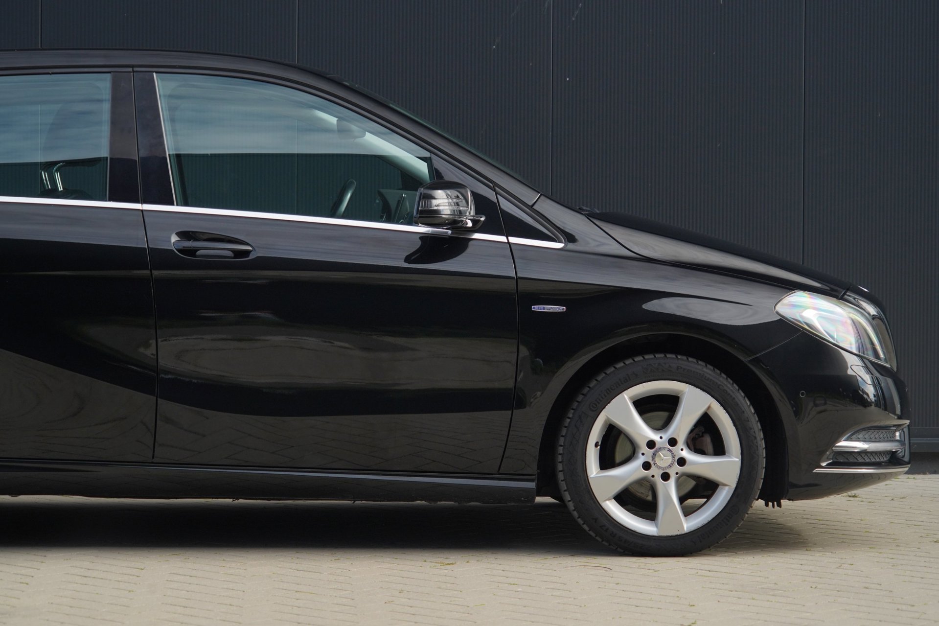 Foto van Mercedes-Benz B 180