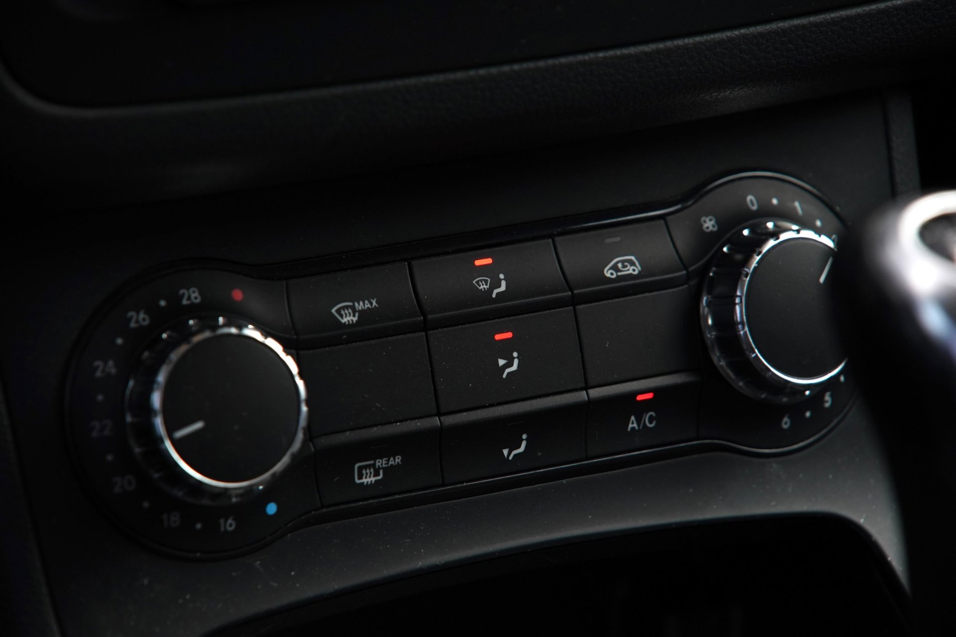 Foto van Mercedes-Benz B 180