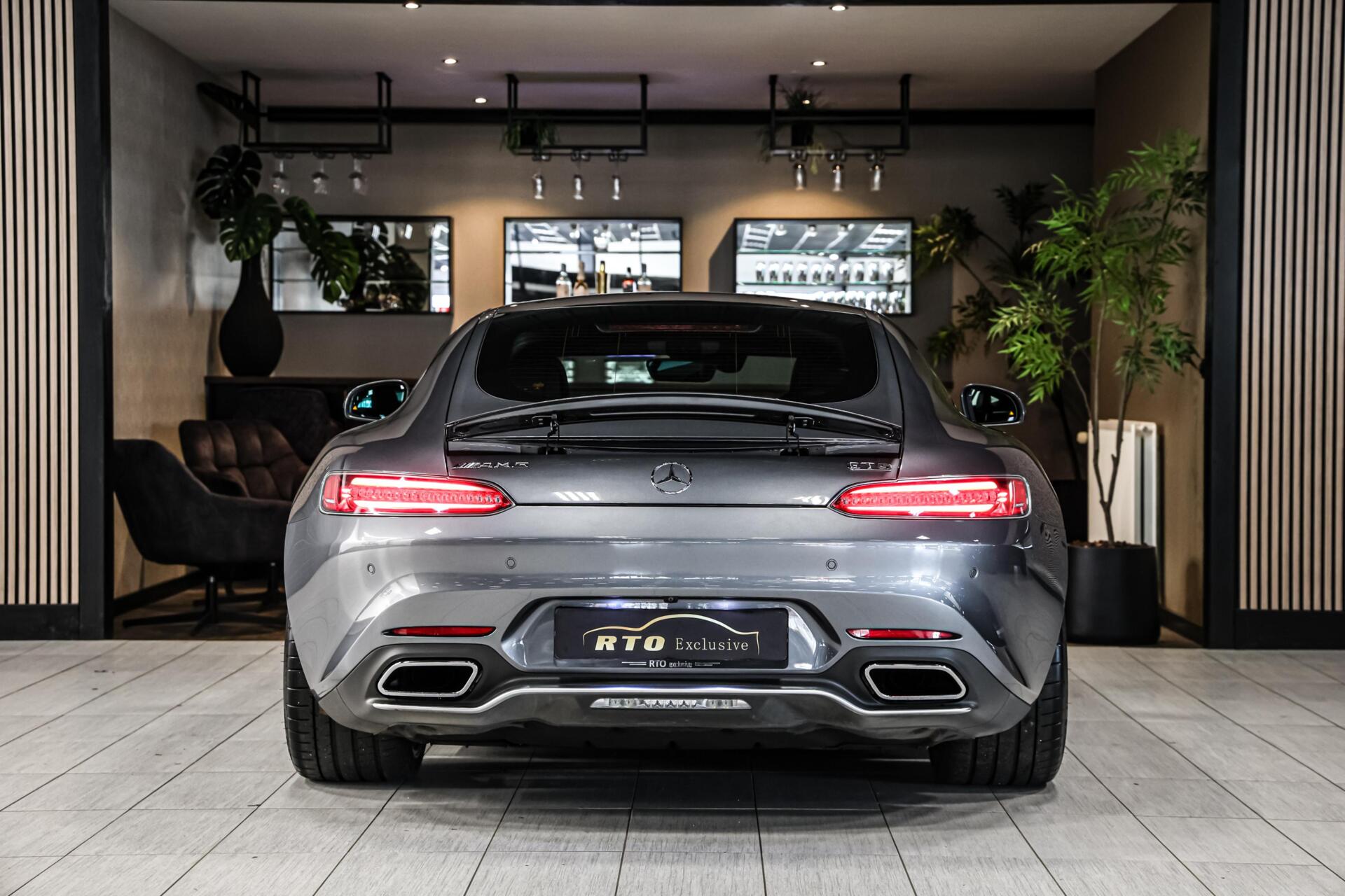 Foto van Mercedes-Benz AMG GT