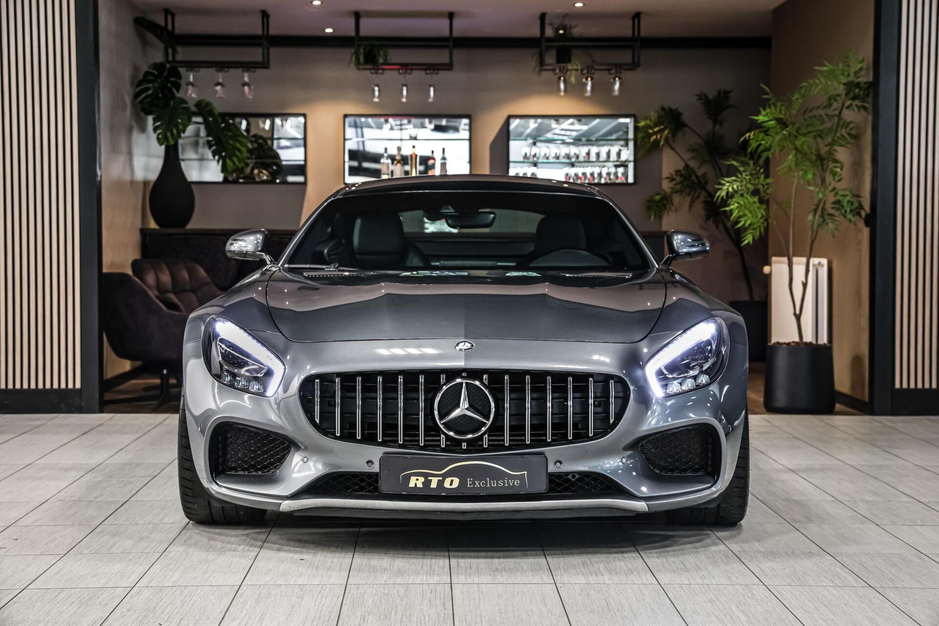 Foto van Mercedes-Benz AMG GT
