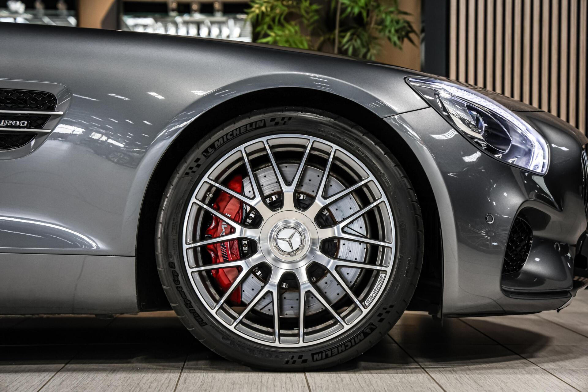 Foto van Mercedes-Benz AMG GT
