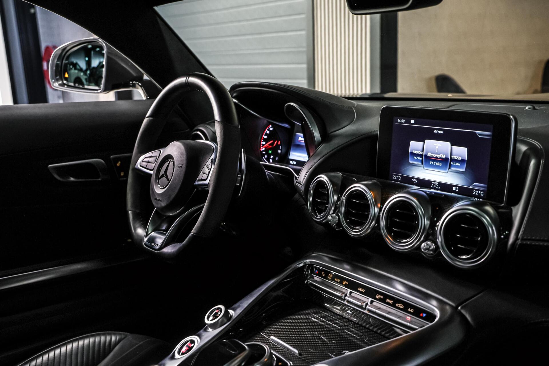 Foto van Mercedes-Benz AMG GT