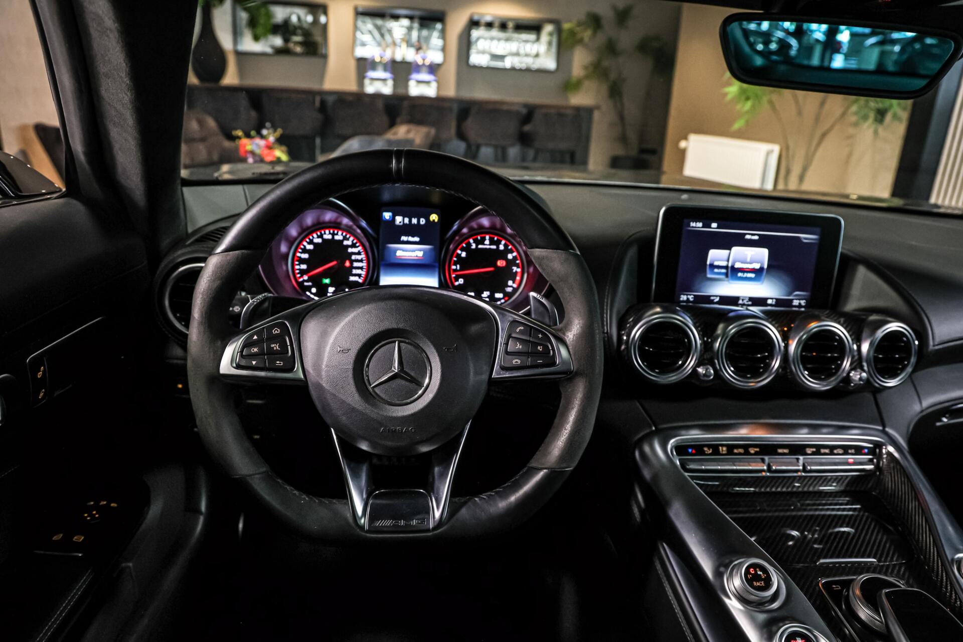 Foto van Mercedes-Benz AMG GT