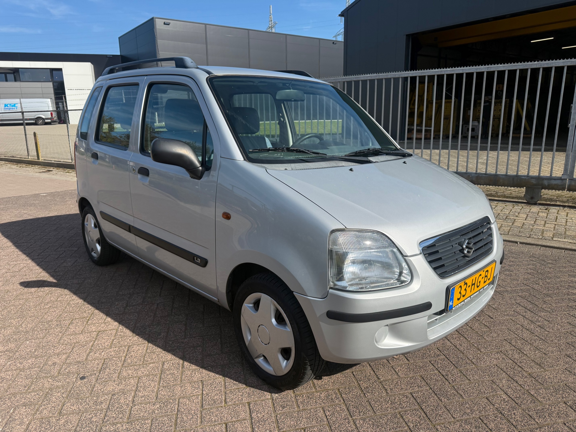 Foto van Suzuki Wagon R