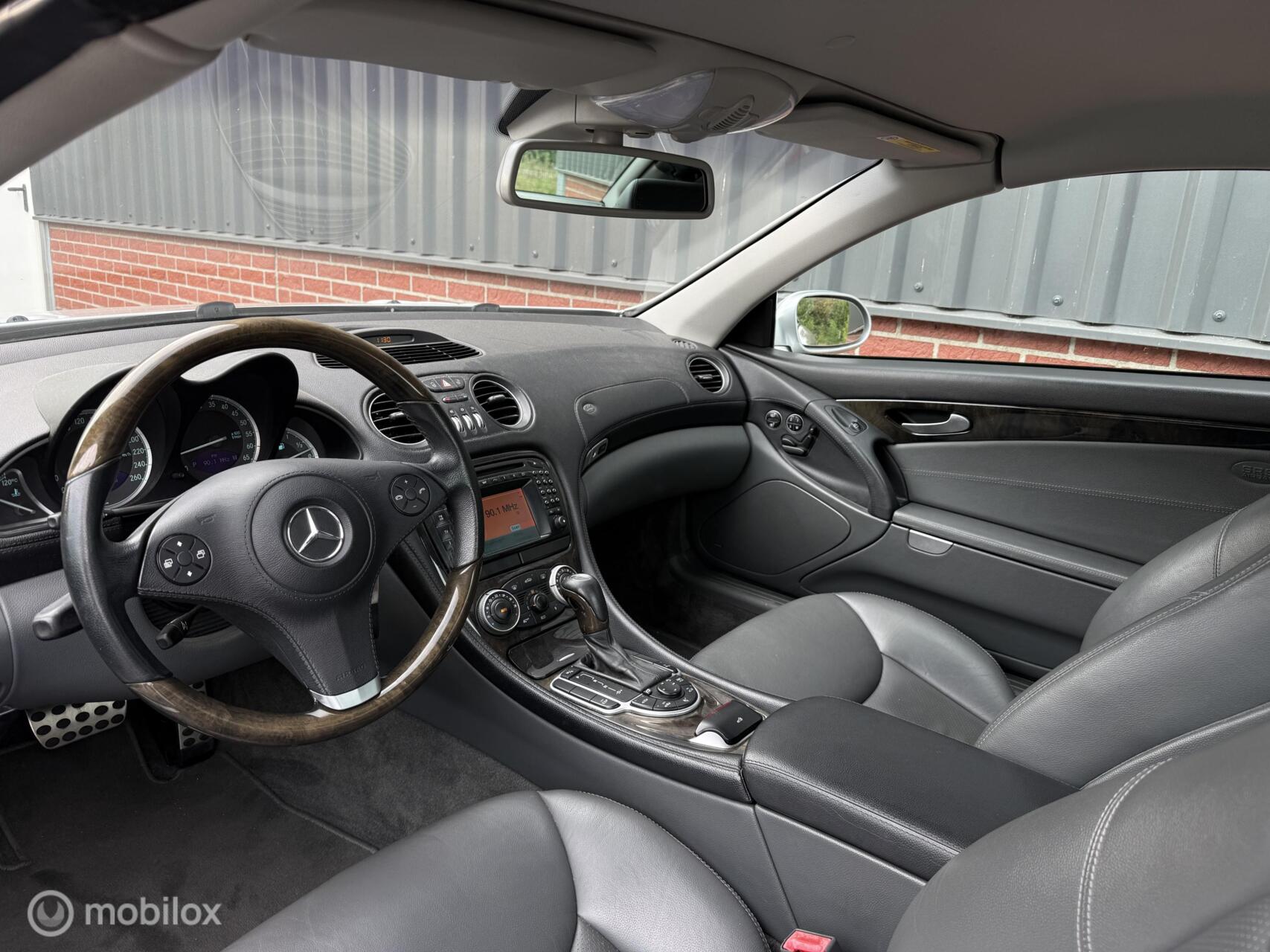 Foto van Mercedes-Benz SL 500
