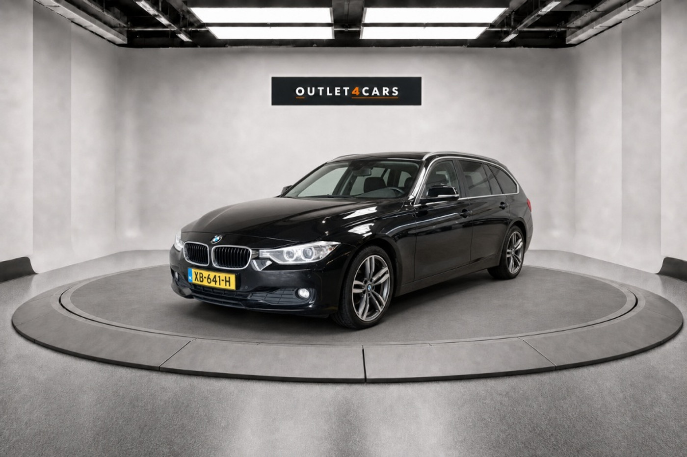 BMW 318d 318d High Executive 2014 - voorkant