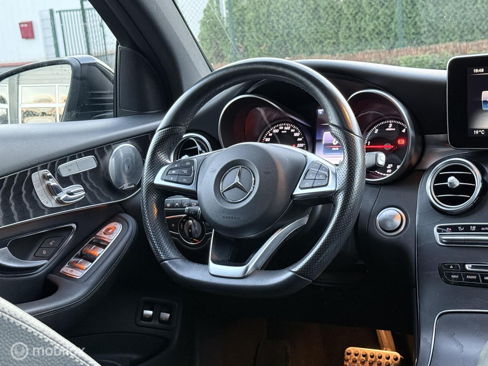 Foto van Mercedes-Benz GLC 220 D 4Matic