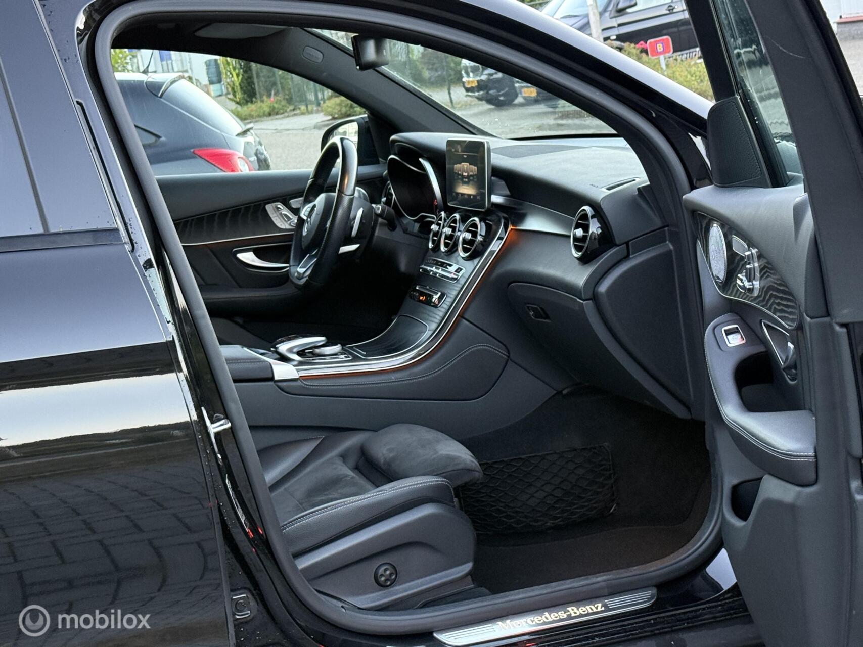 Foto van Mercedes-Benz GLC 220 D 4Matic