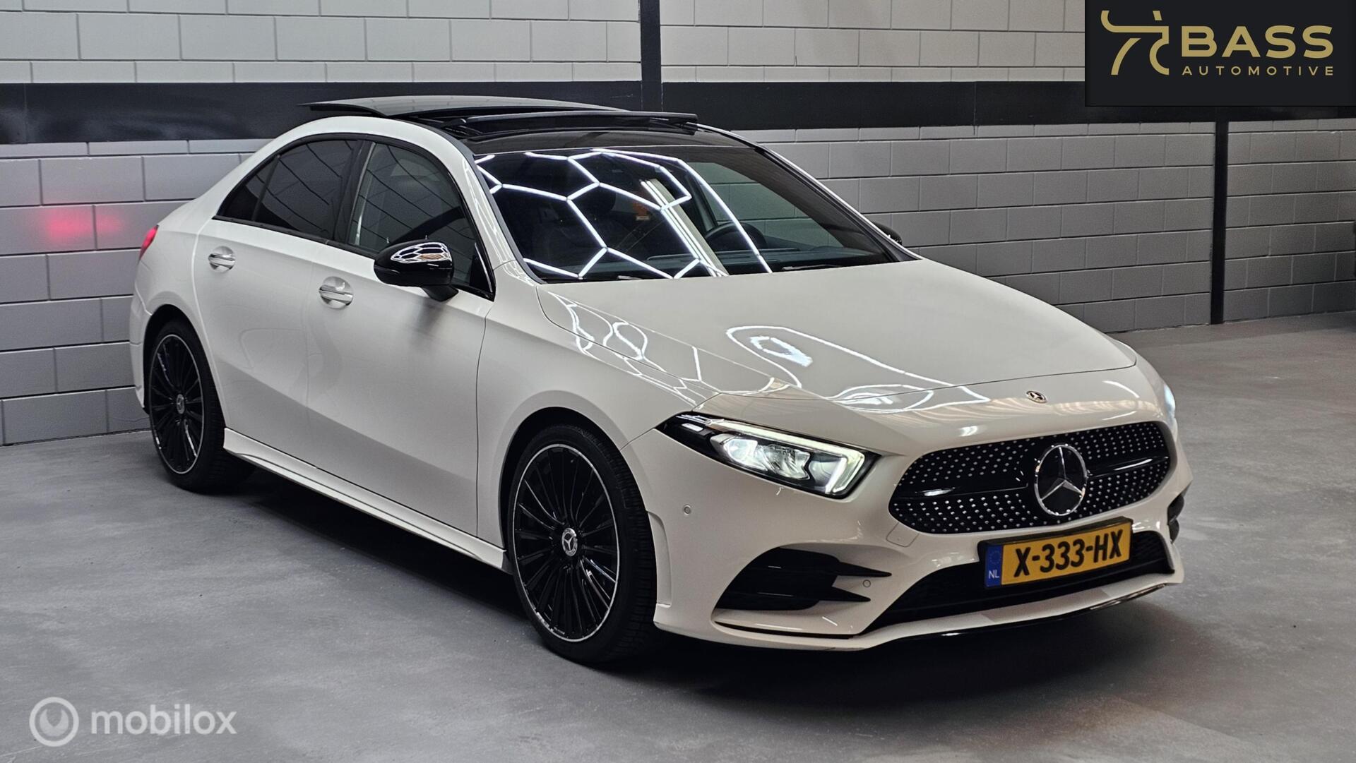 Mercedes-Benz A 180 D AMG 180d Aut Business Solution 2019 - voorkant
