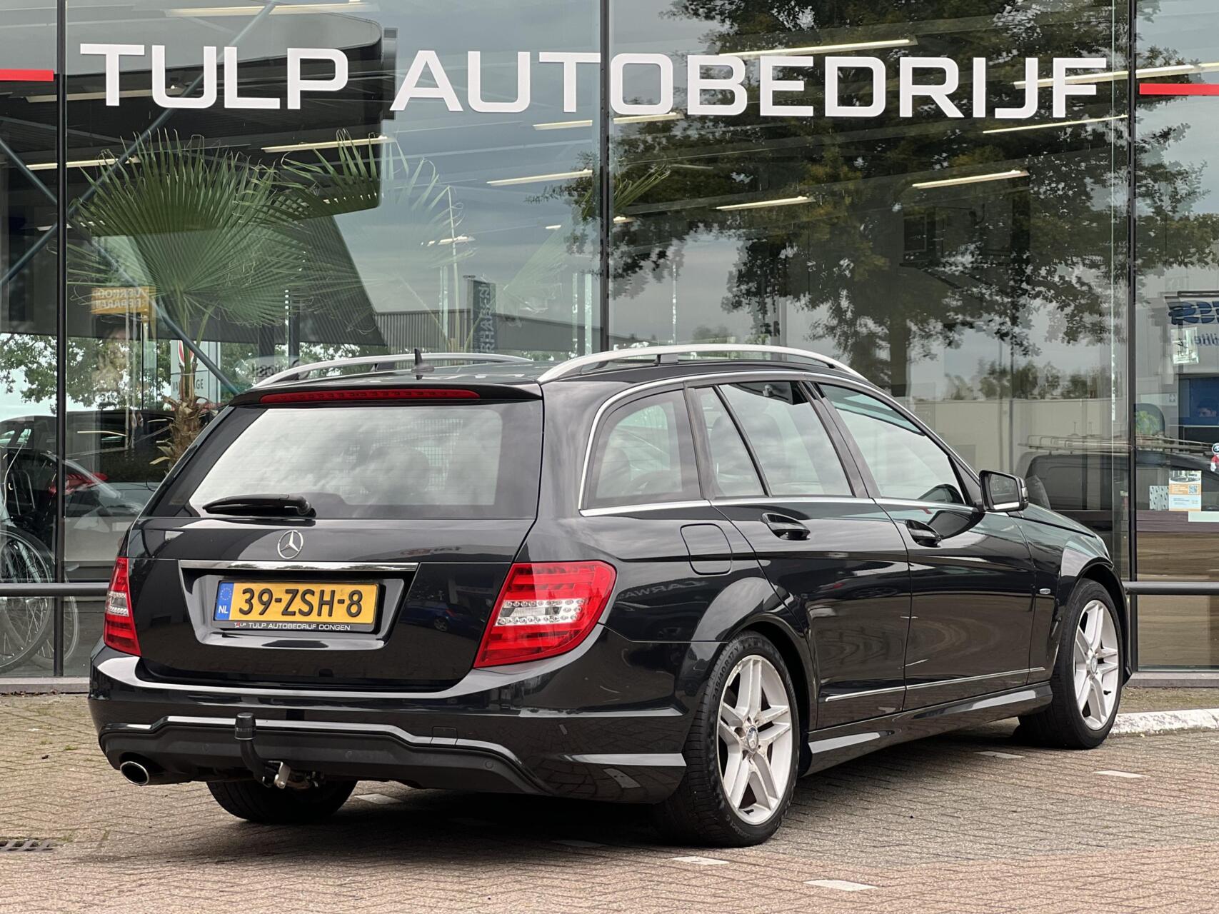 Foto van Mercedes-Benz C 180