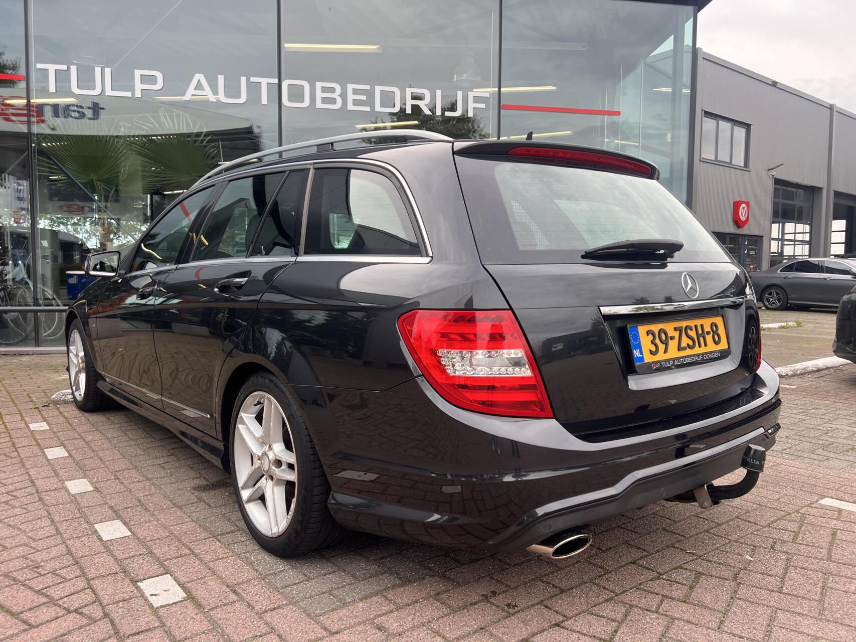Foto van Mercedes-Benz C 180