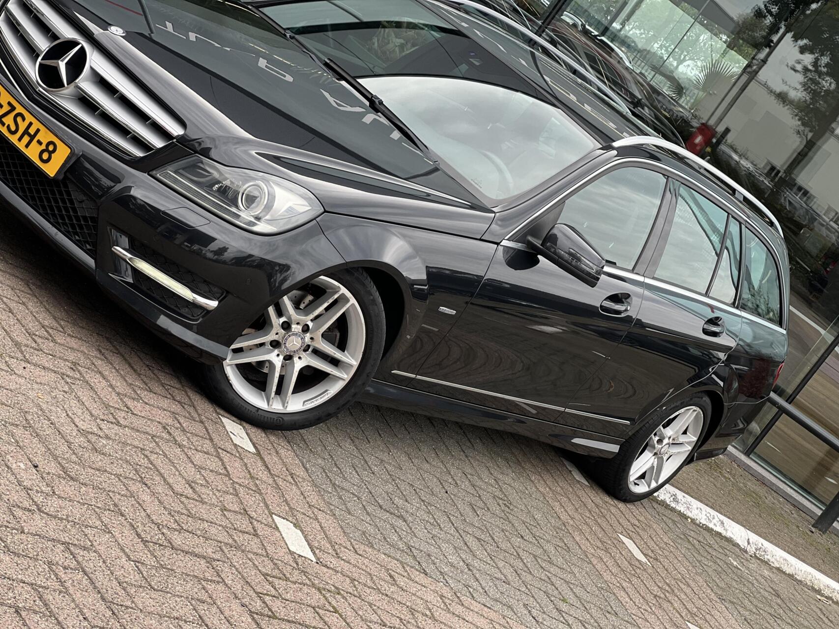 Foto van Mercedes-Benz C 180