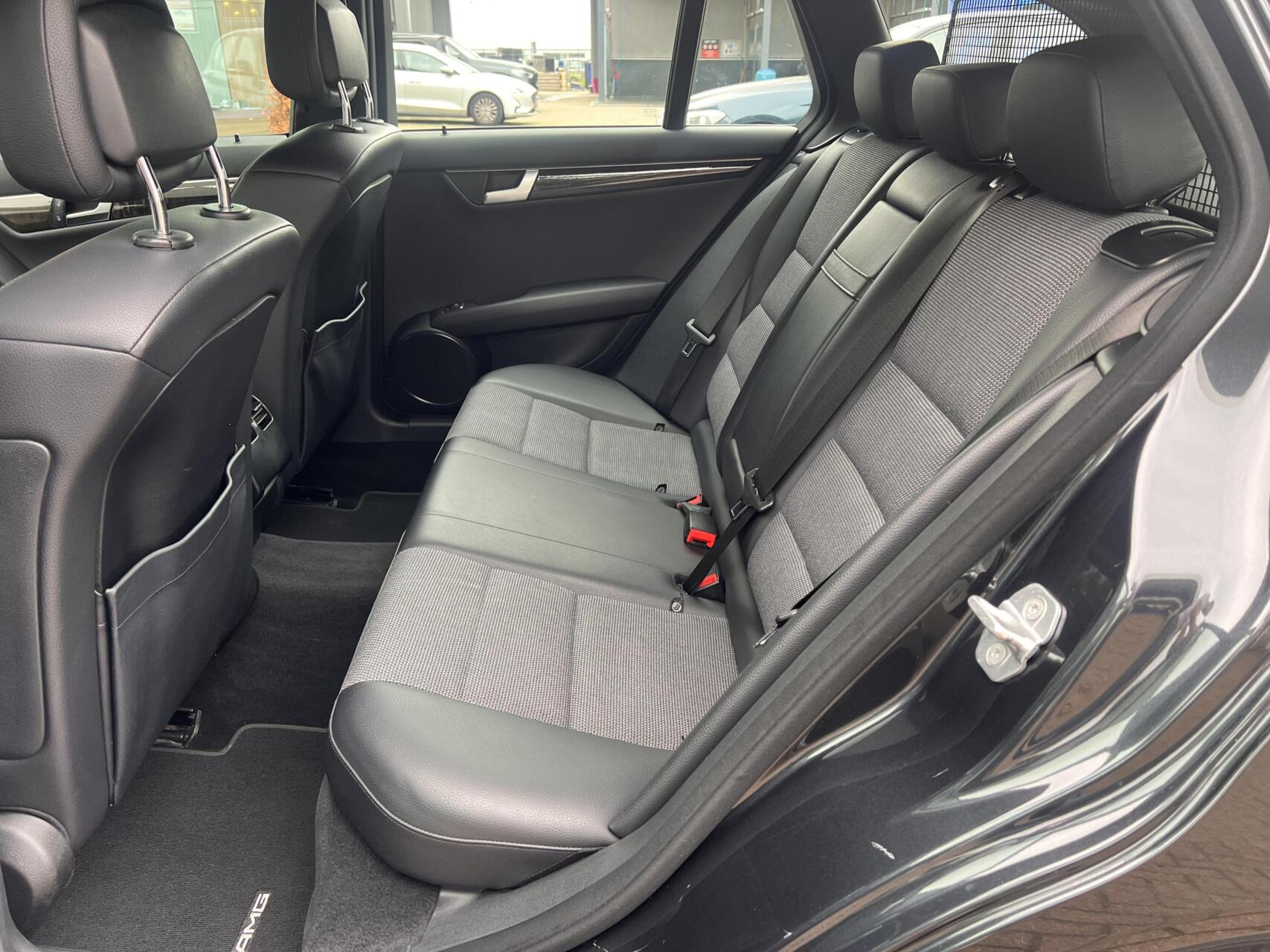 Foto van Mercedes-Benz C 180