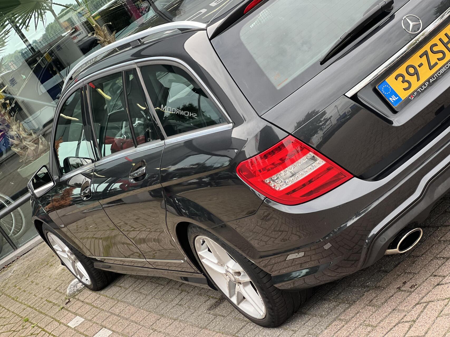 Foto van Mercedes-Benz C 180