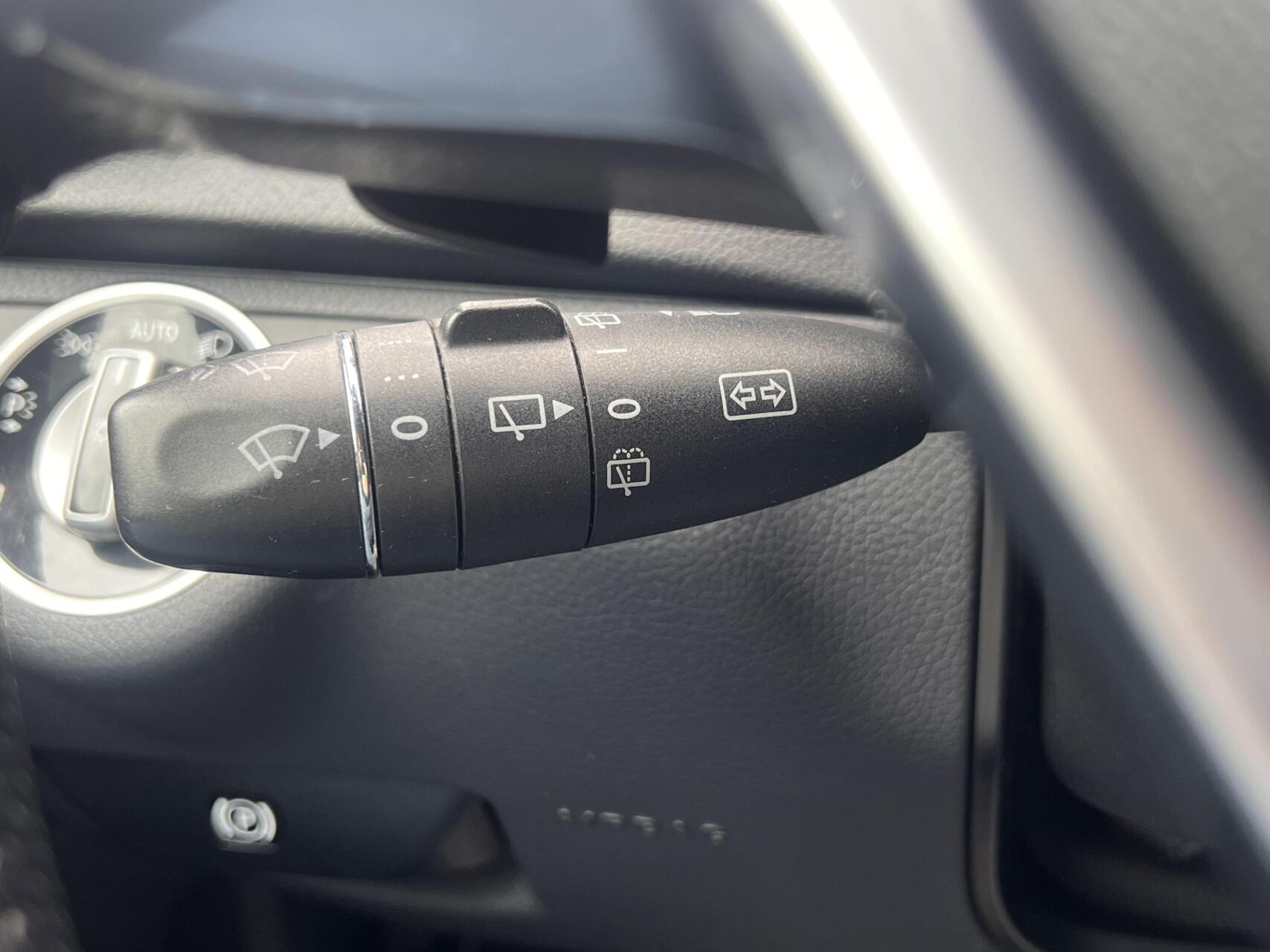 Foto van Mercedes-Benz C 180