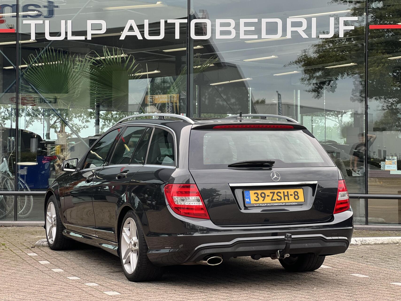 Foto van Mercedes-Benz C 180
