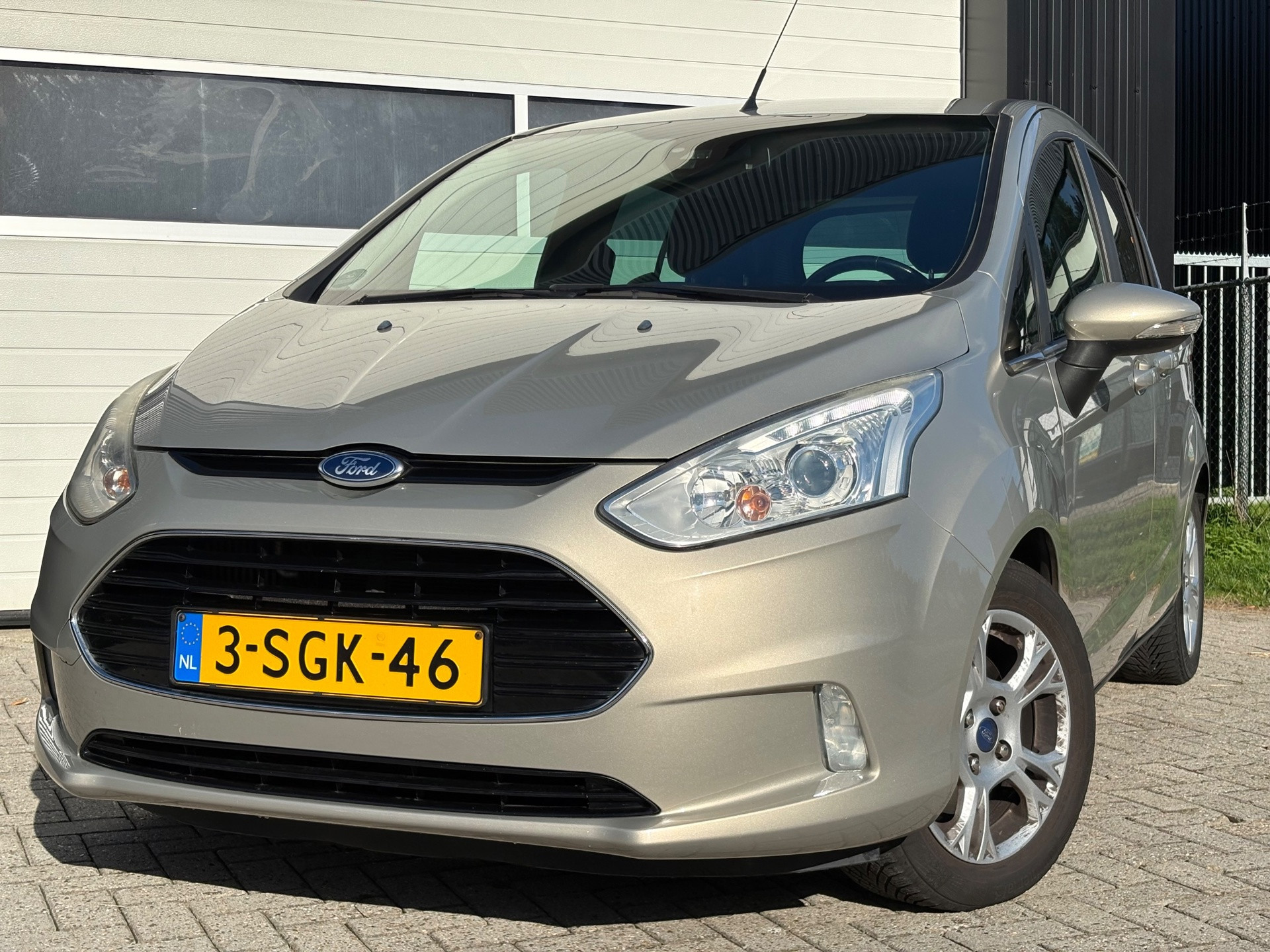 Ford B-max 1.0 EcoBoost Titanium 2013 - voorkant