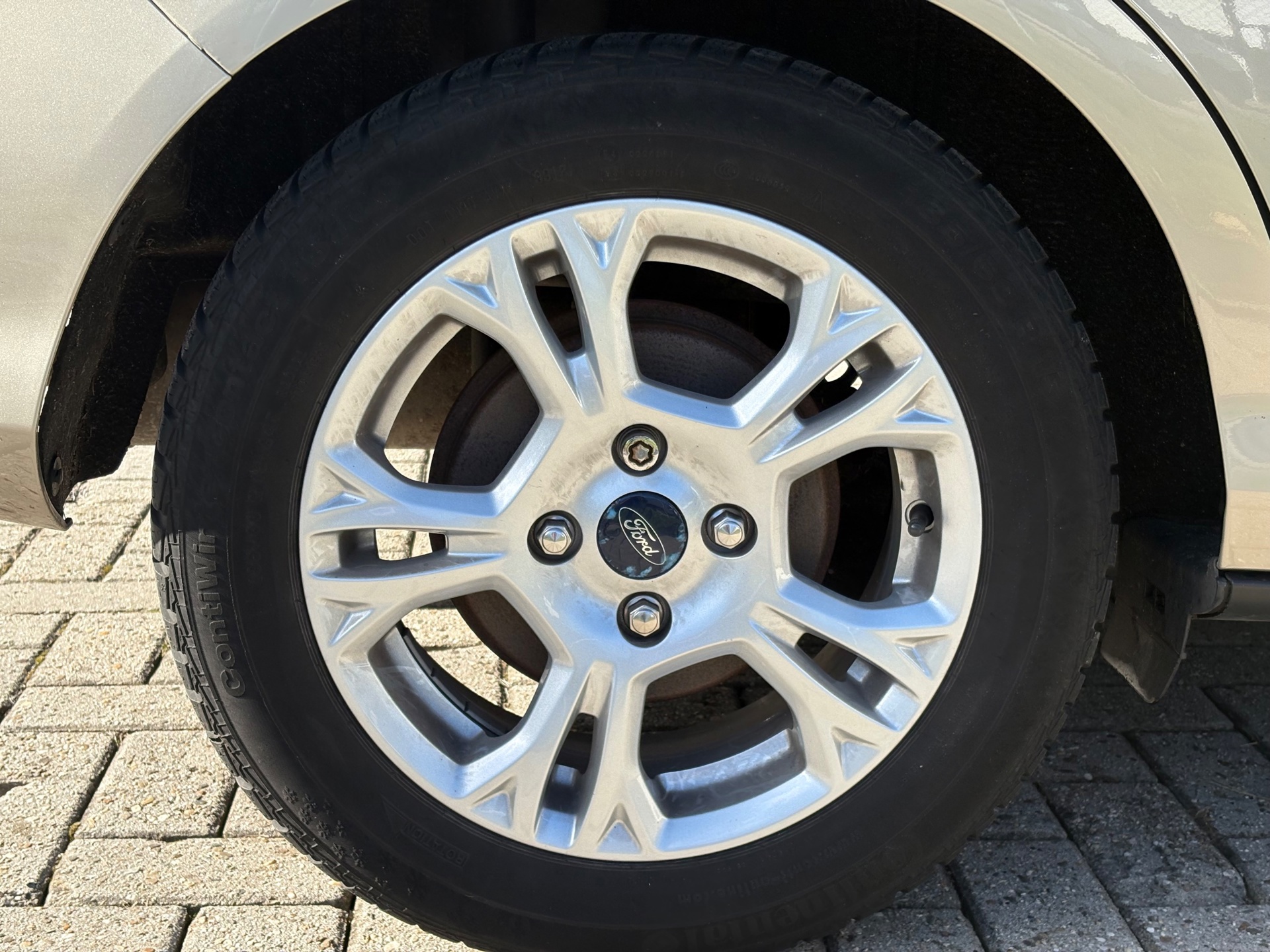Foto van Ford B-max