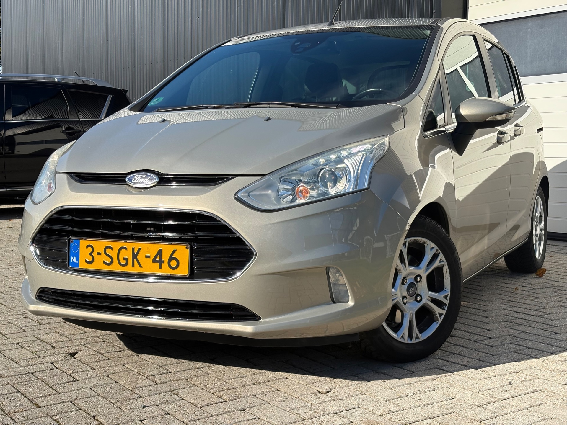 Foto van Ford B-max