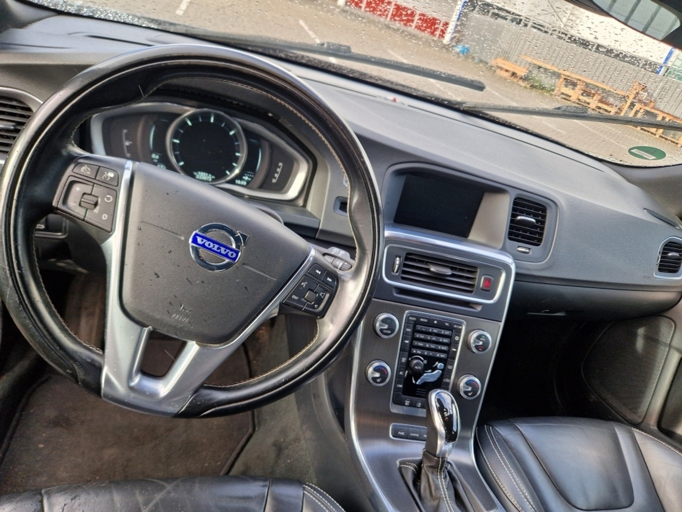 Foto van Volvo V60 Plug In Hybrid