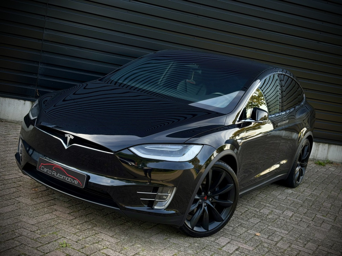 Tesla Model X 75D Base 6P. PANO|AUTOPILOT|AWD|LUCHTVERING 2018 - voorkant