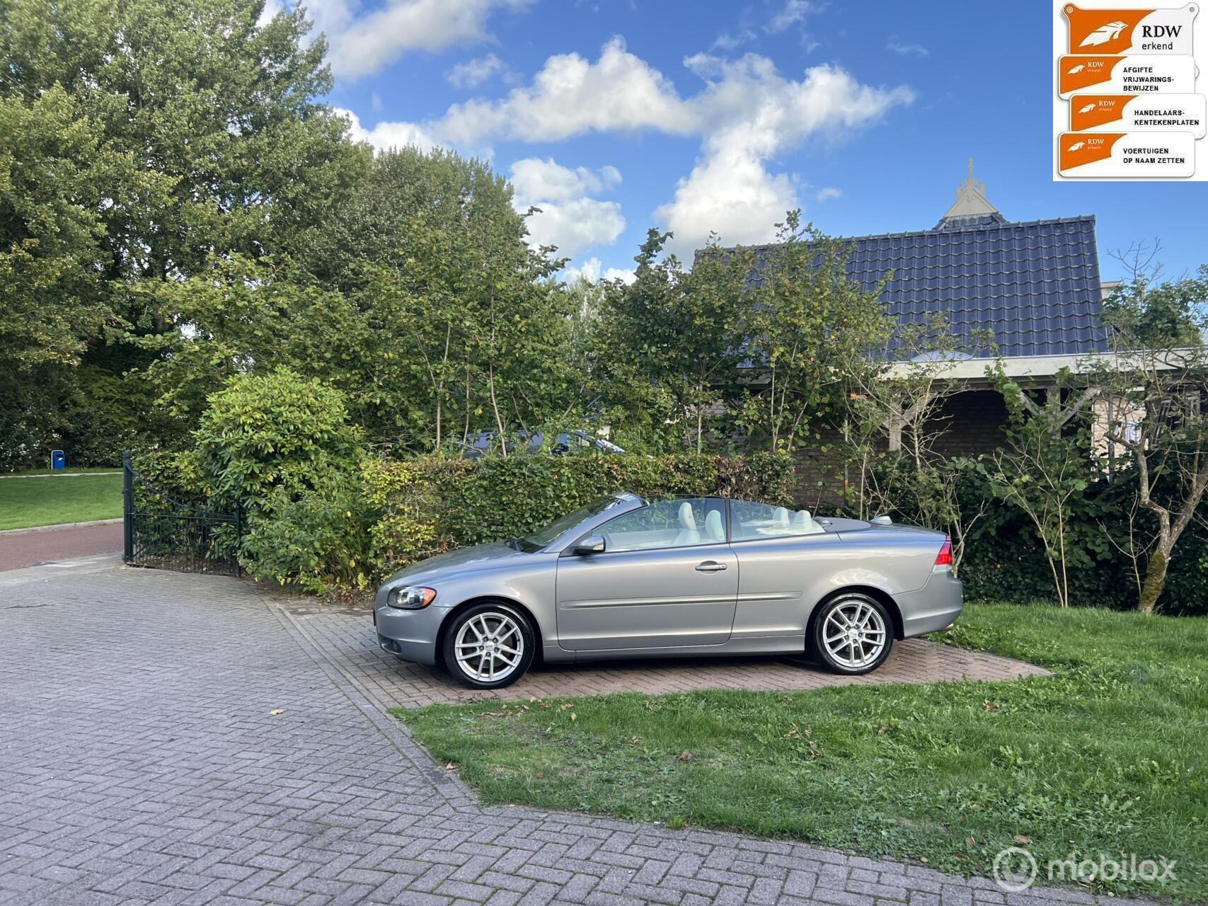 Volvo C70 2.5 T5 Momentum 2007 - voorkant