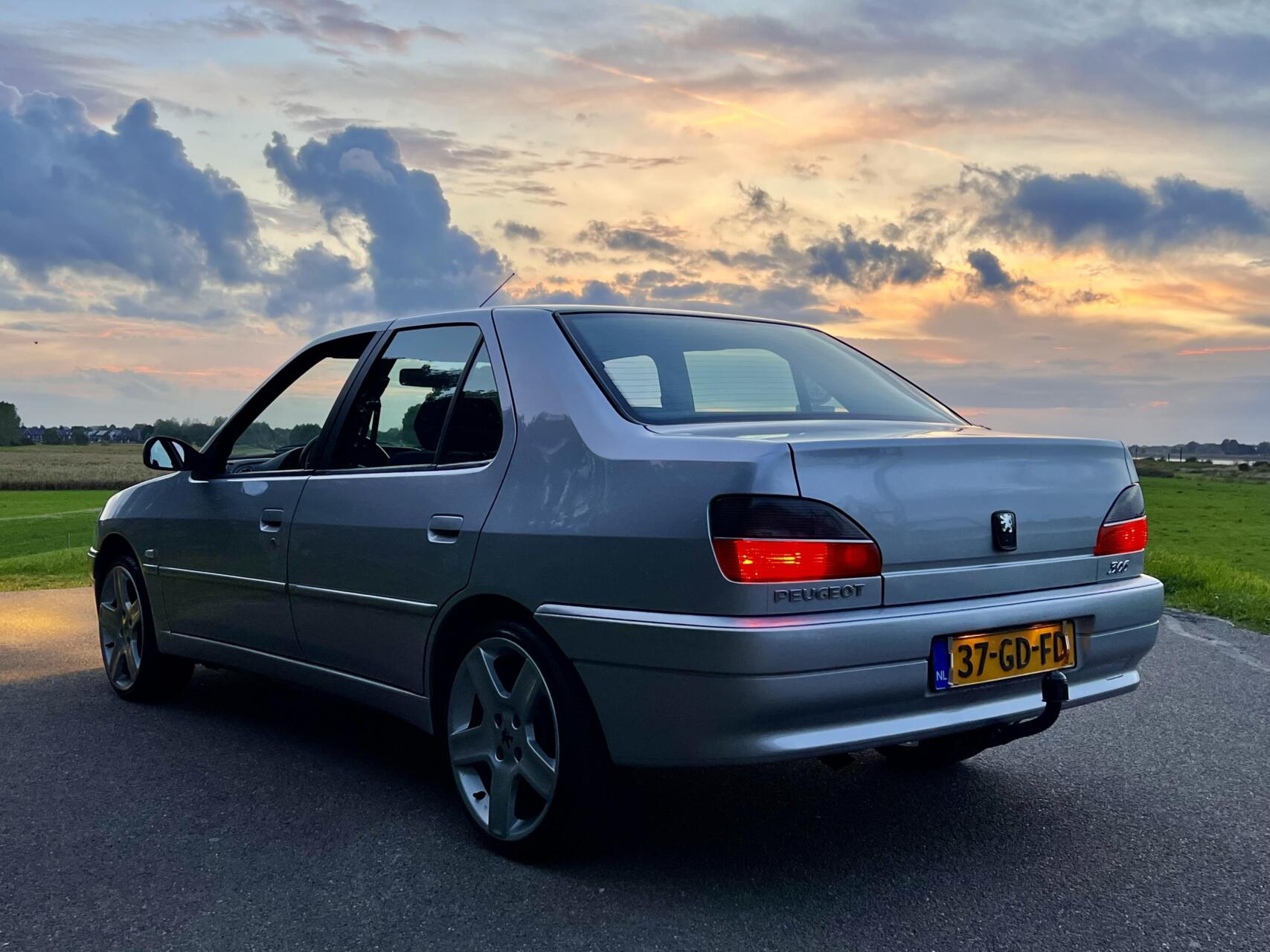 Foto van Peugeot 306