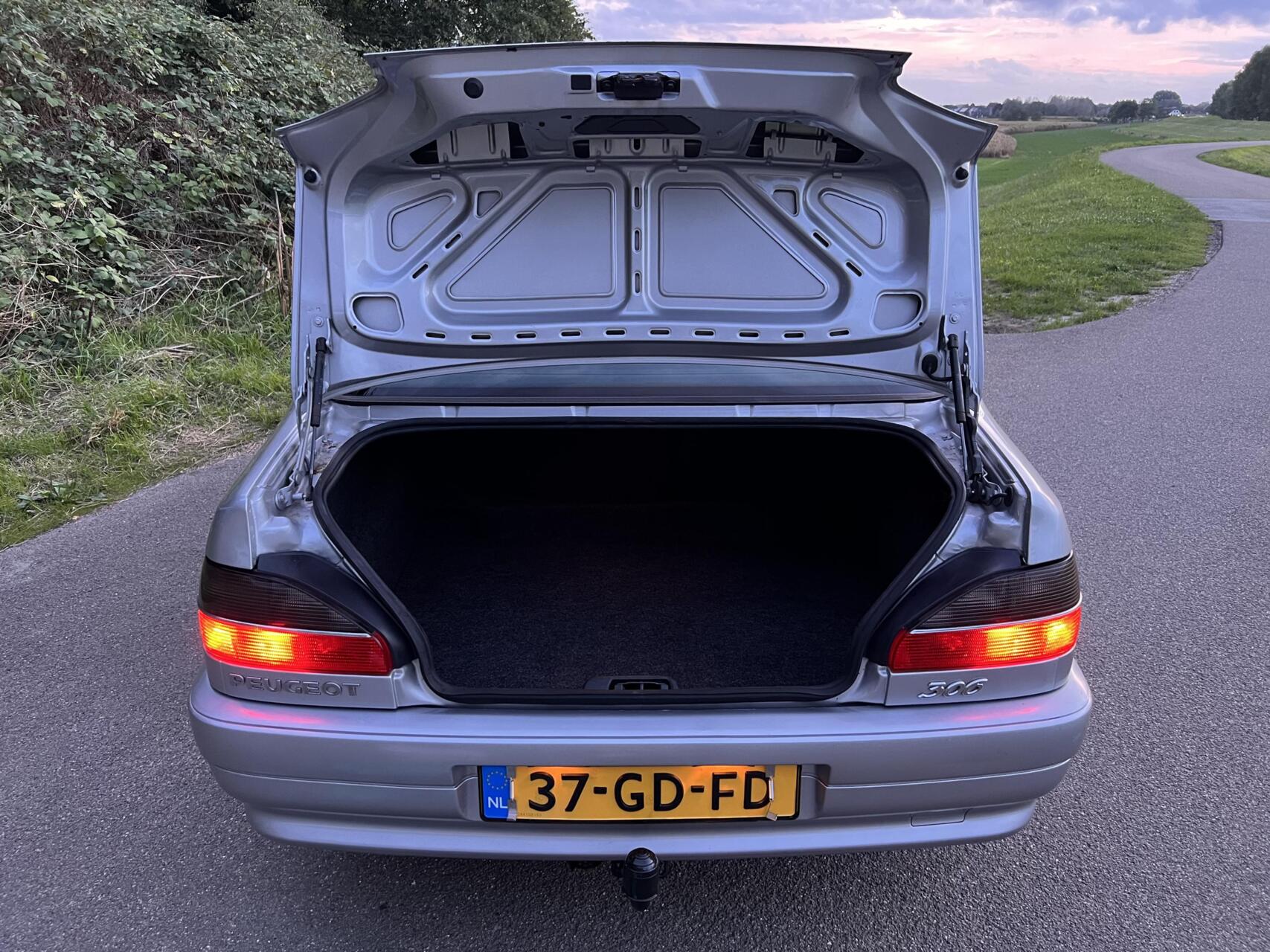 Foto van Peugeot 306