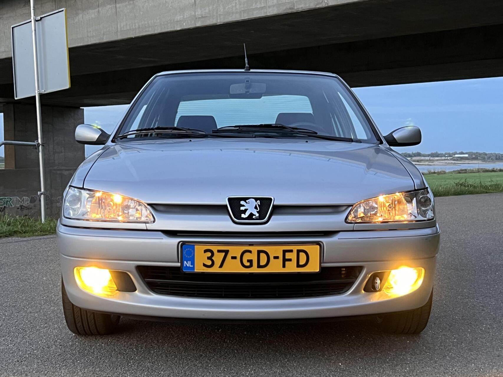 Foto van Peugeot 306