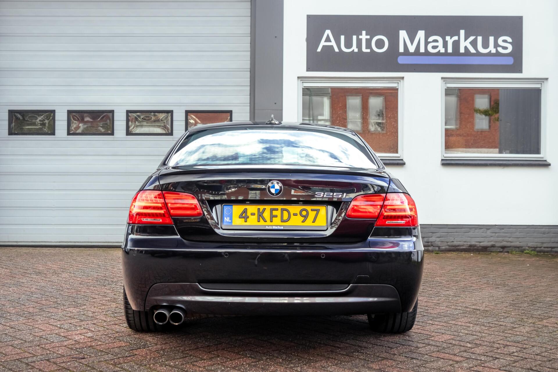Foto van BMW 325i