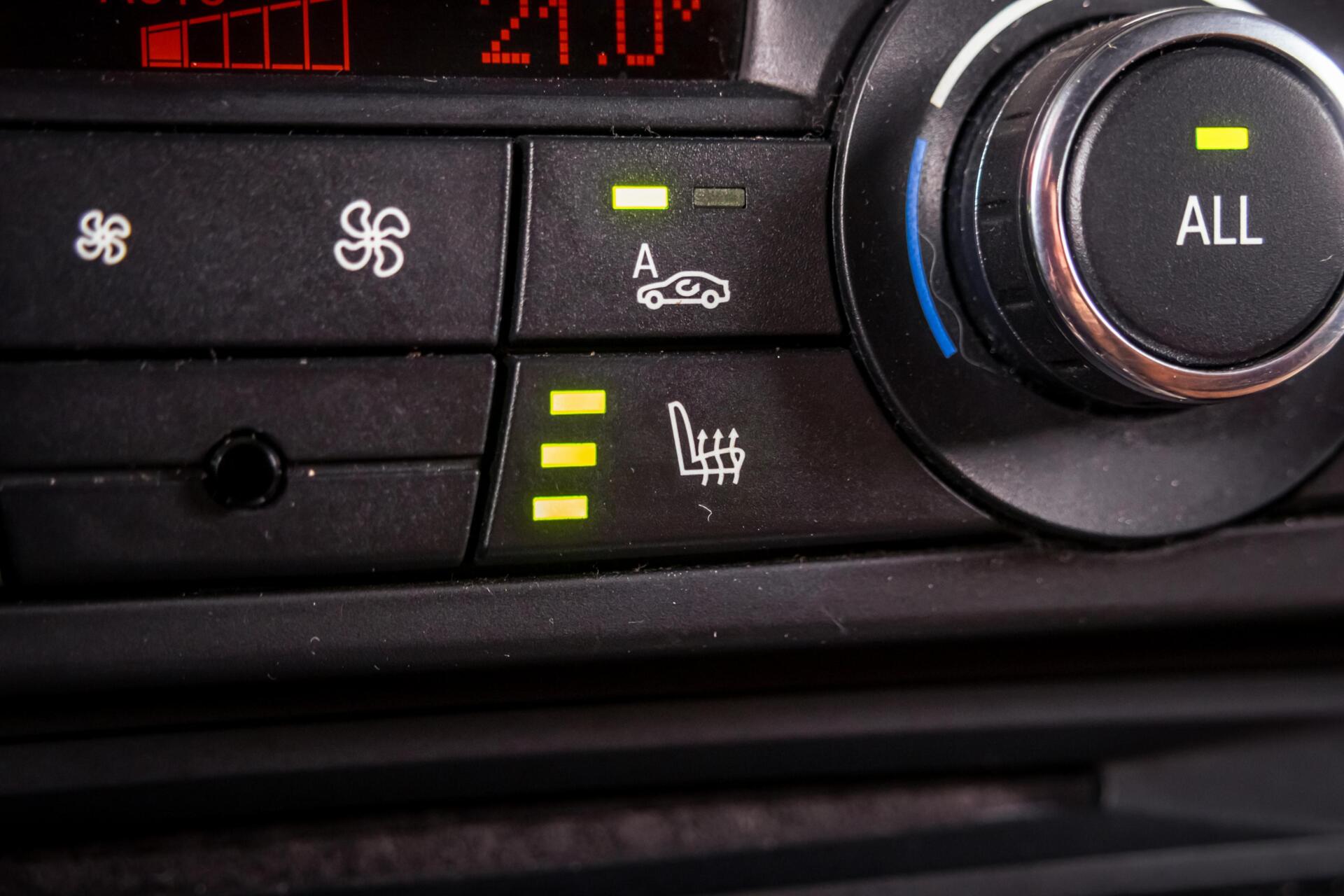 Foto van BMW 325i