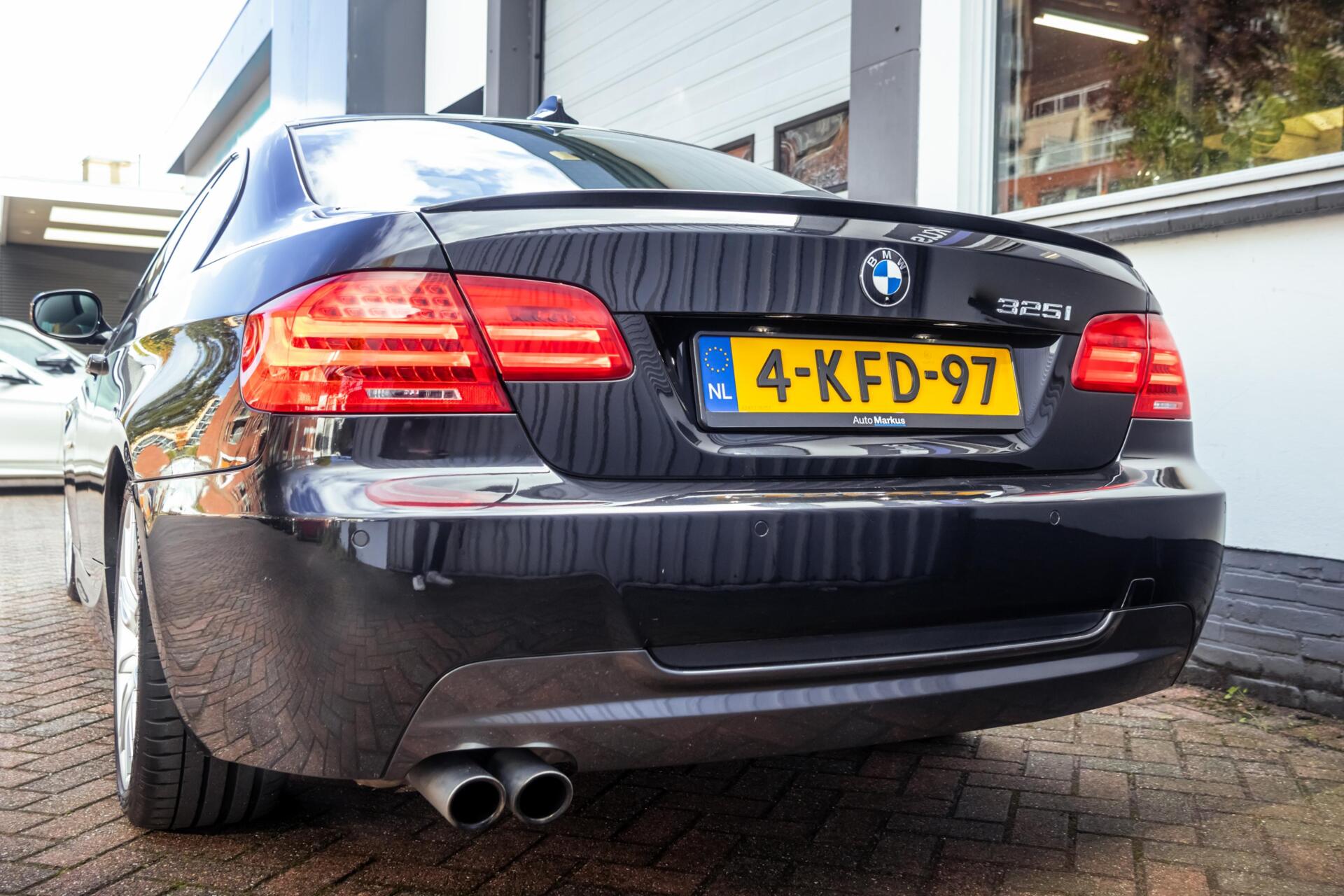 Foto van BMW 325i
