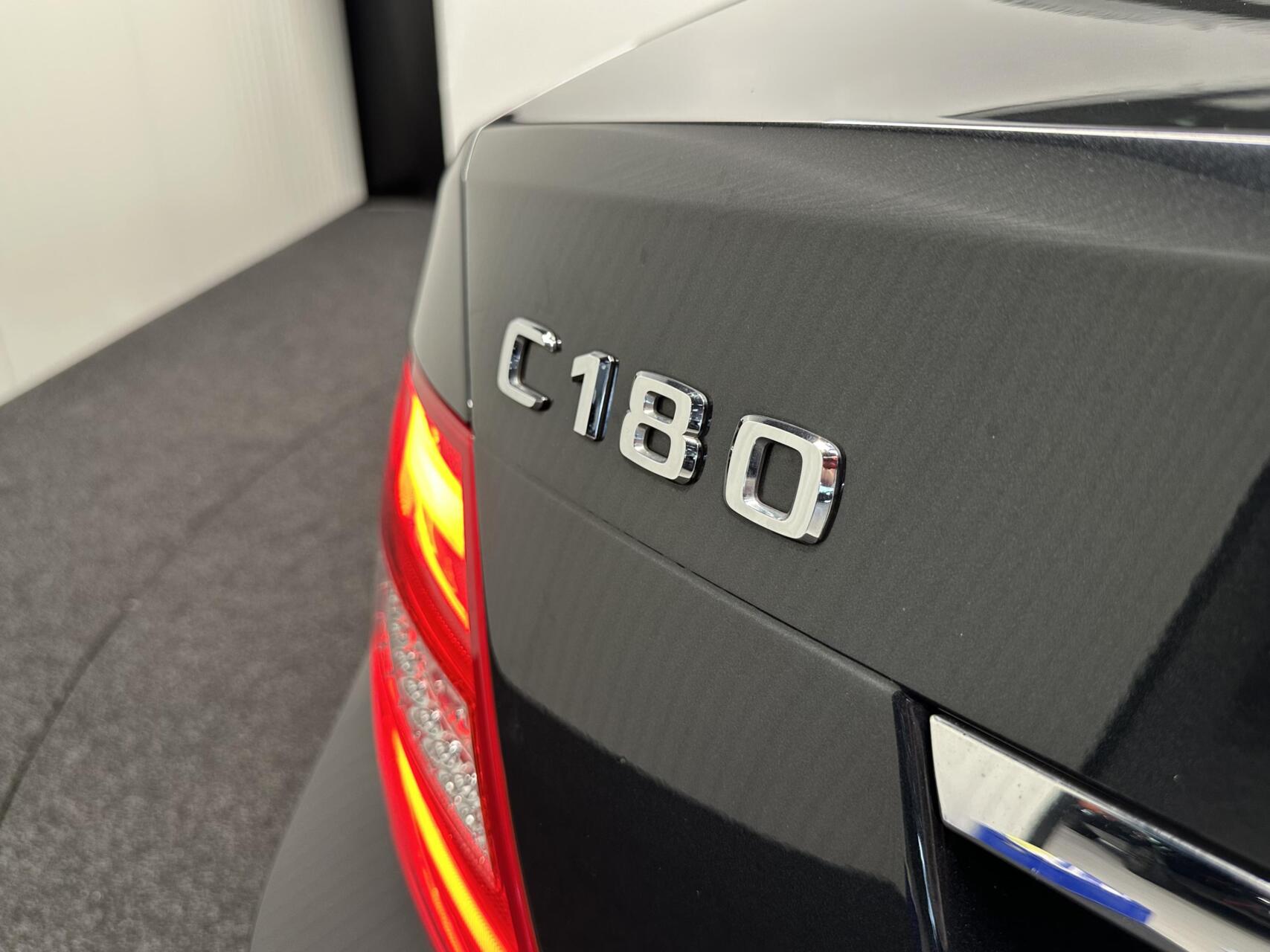 Foto van Mercedes-Benz C 180