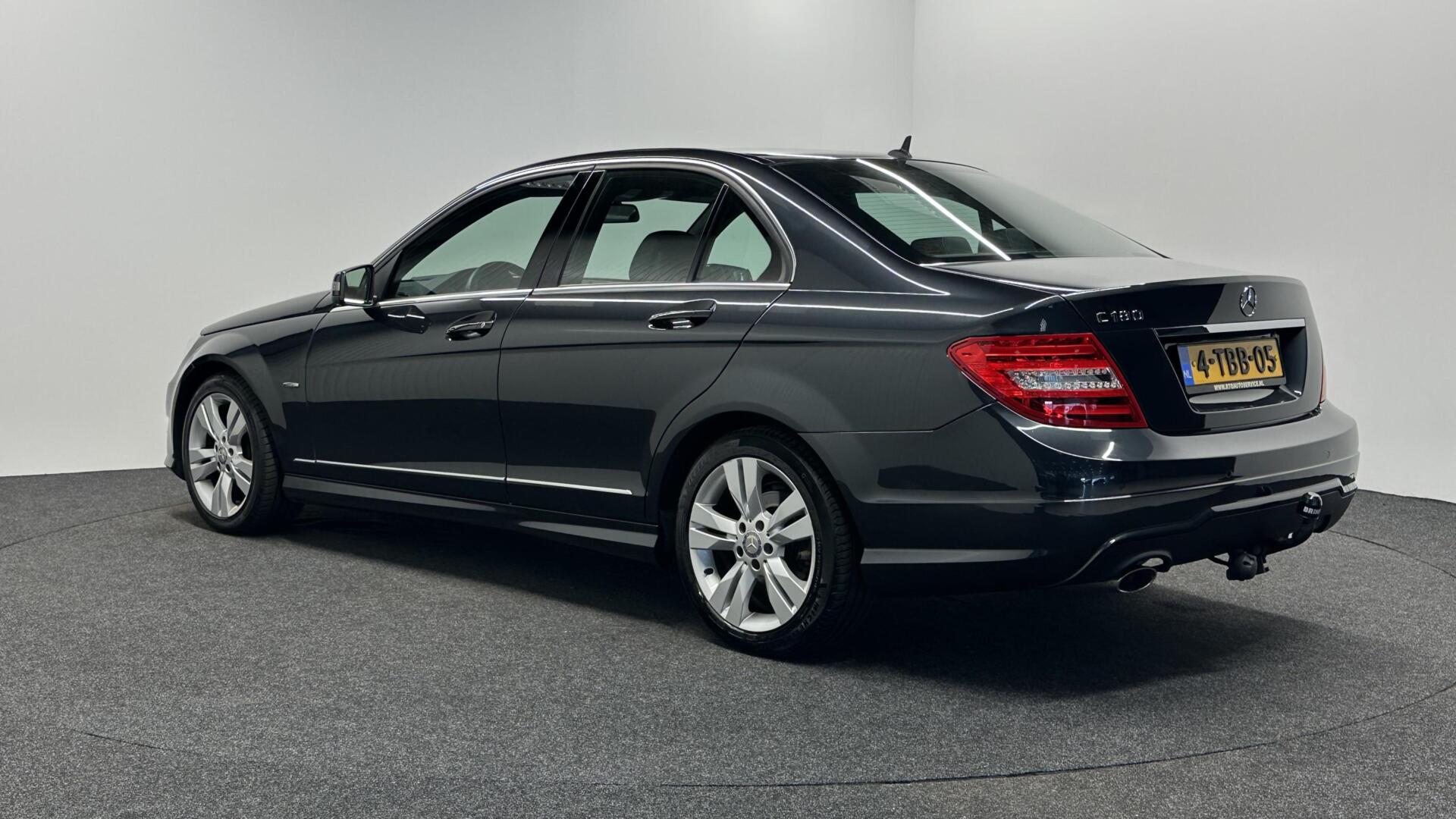 Foto van Mercedes-Benz C 180