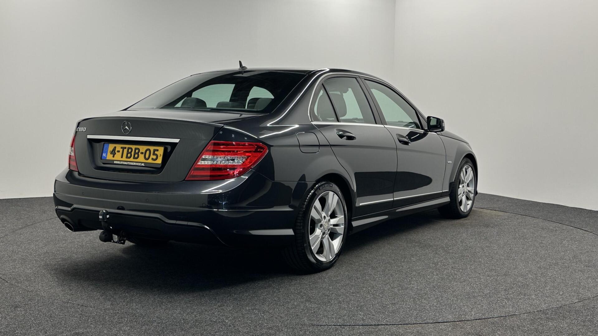 Foto van Mercedes-Benz C 180