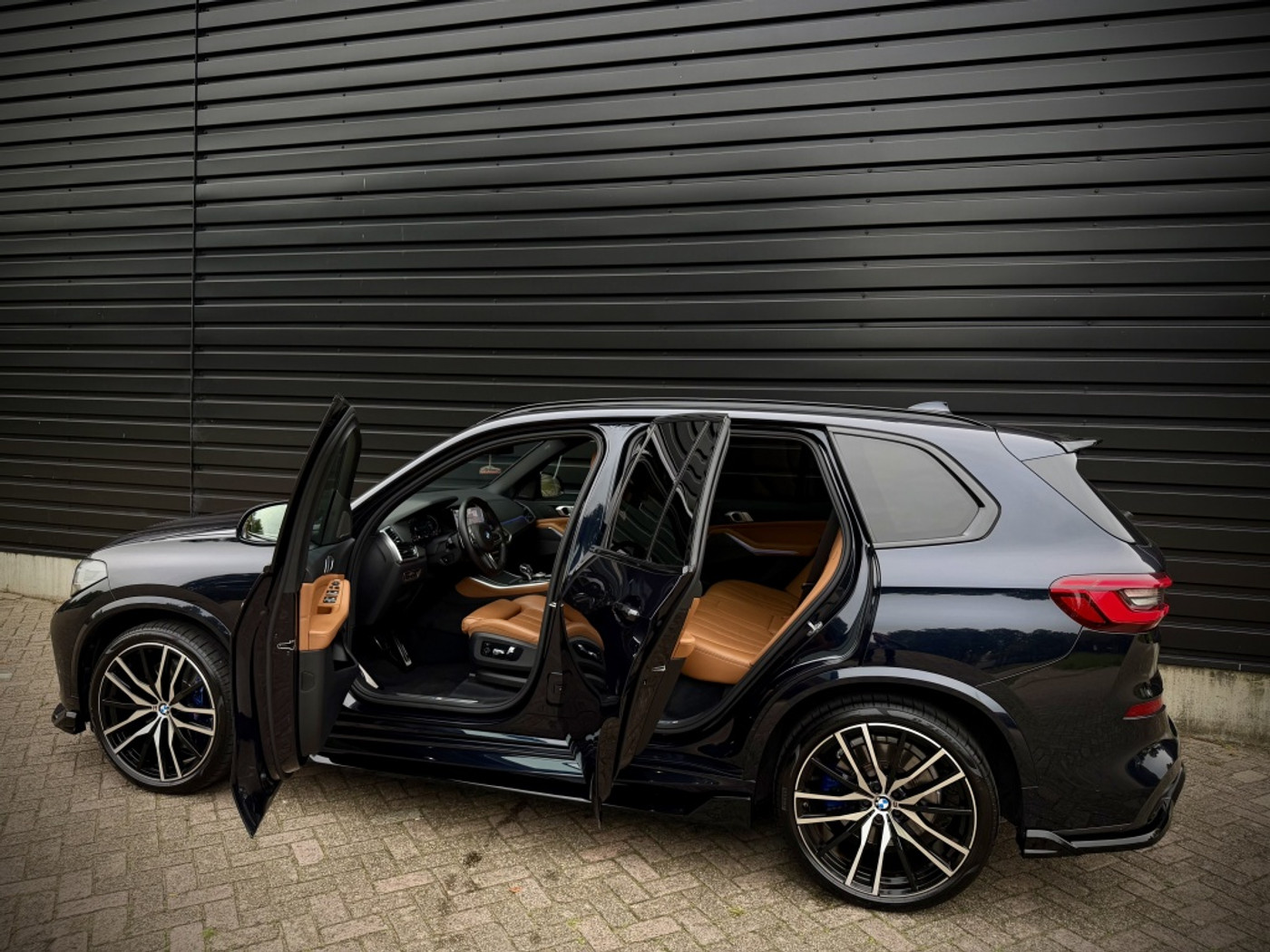 Foto van BMW X5 Xdrive40i