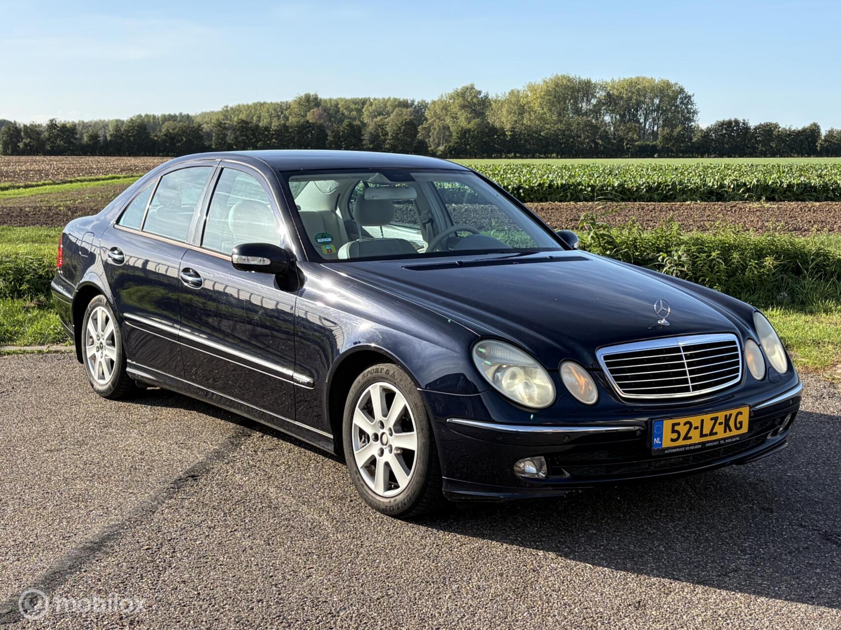 Foto van Mercedes-Benz E 240
