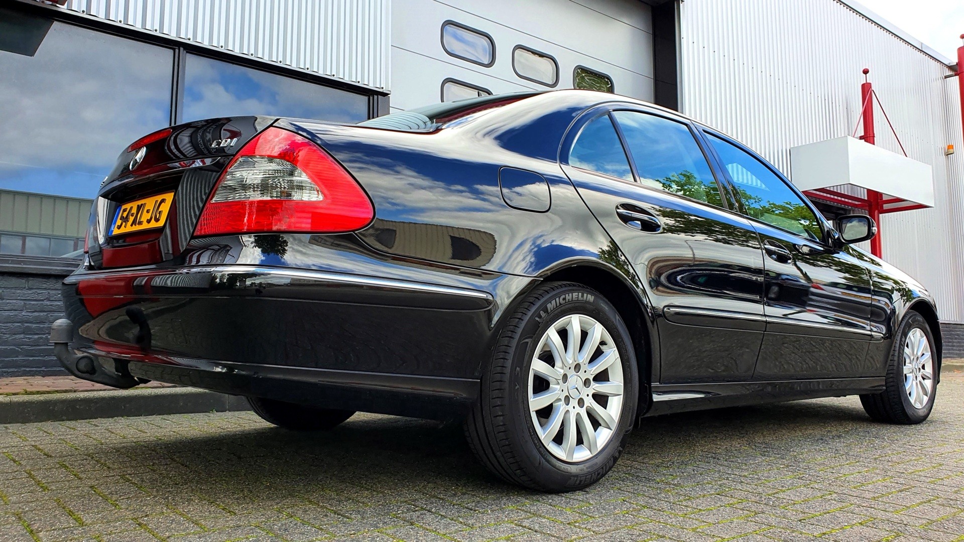 Foto van Mercedes-Benz E 220 CDI