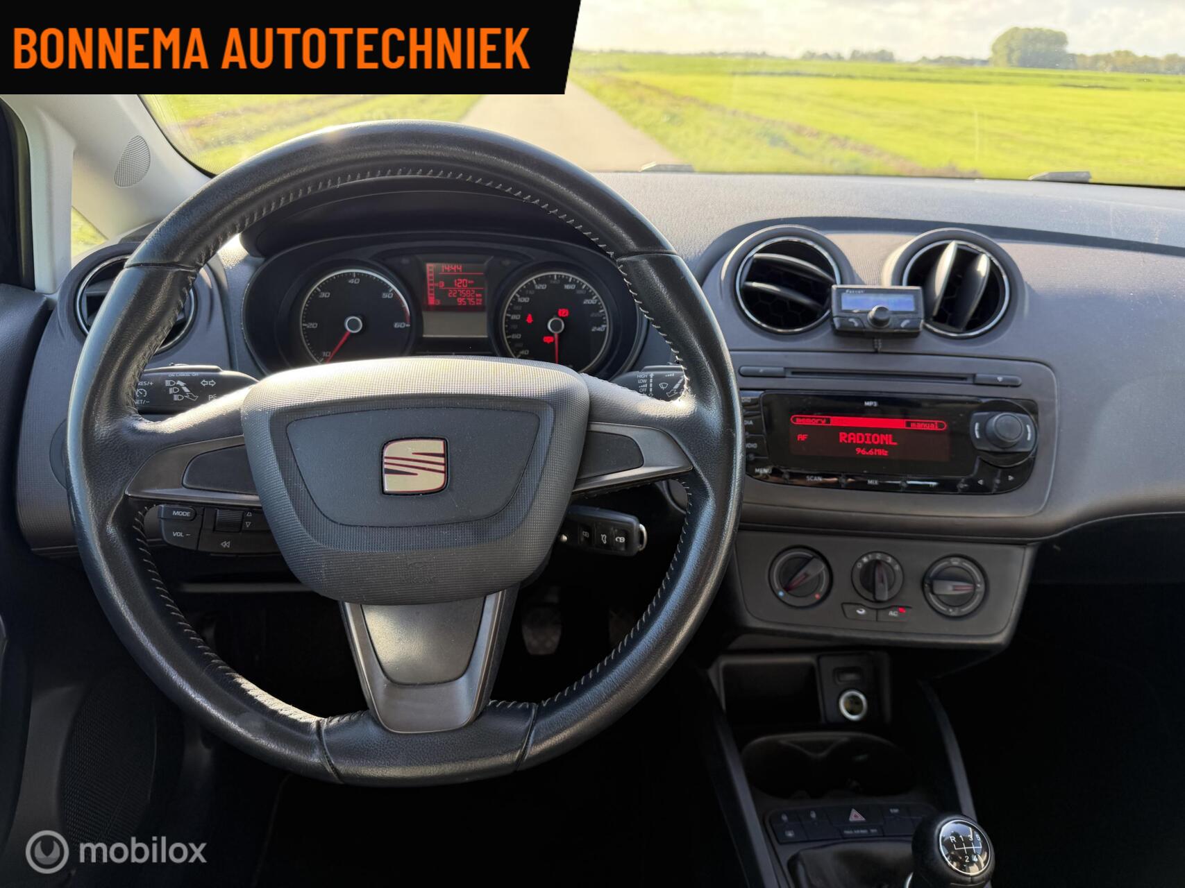 Foto van Seat Ibiza ST